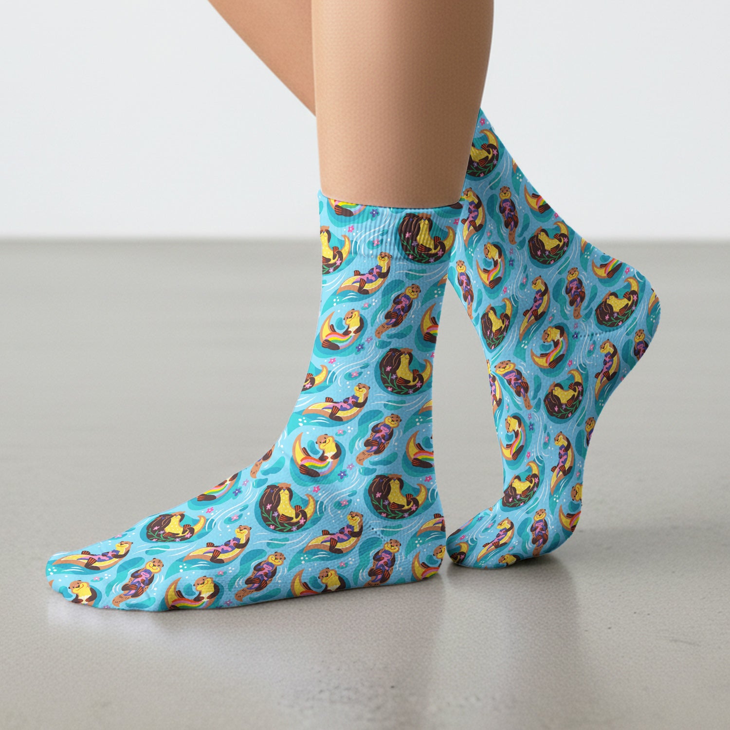 Otter Floating River Rainbow Pattern Socks, Adult Socks for Men and Women
