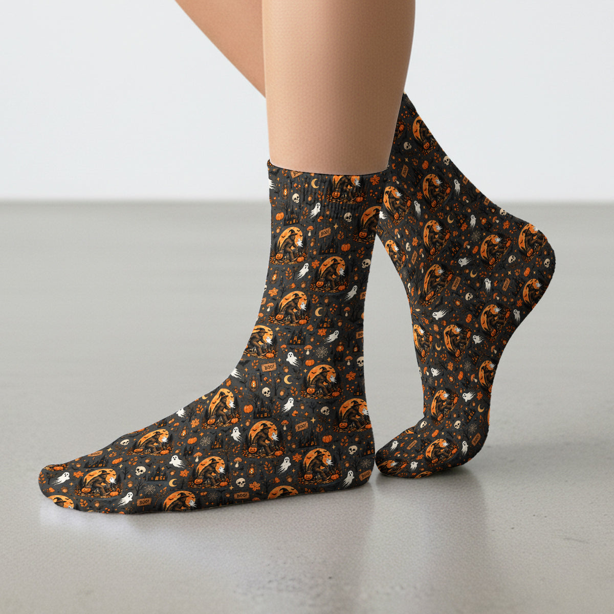 Halloween Bigfoot Ghost with Pumpkin Socks, Adult Socks for Men and Women