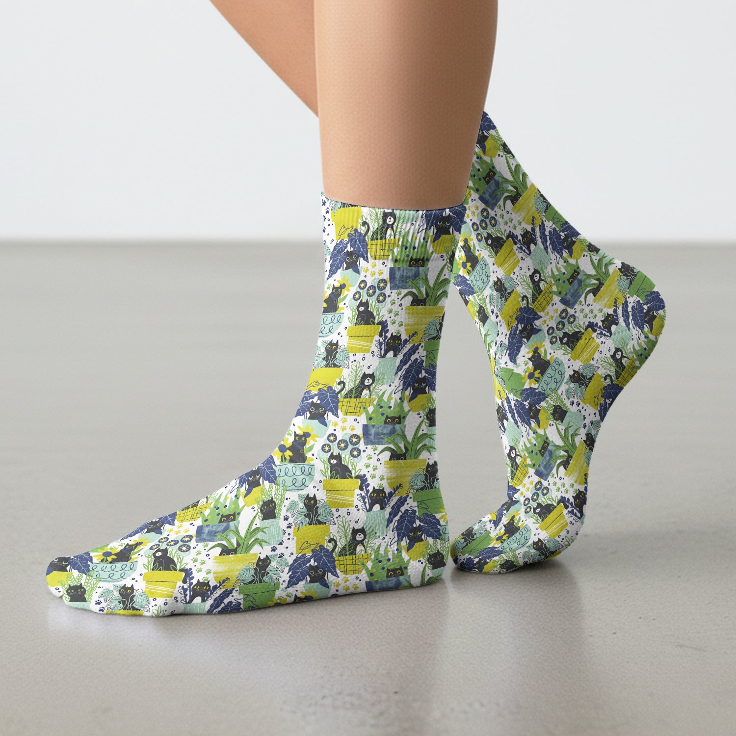 Black Cat Planter Garden Pattern Socks, Adult Socks for Men and Women