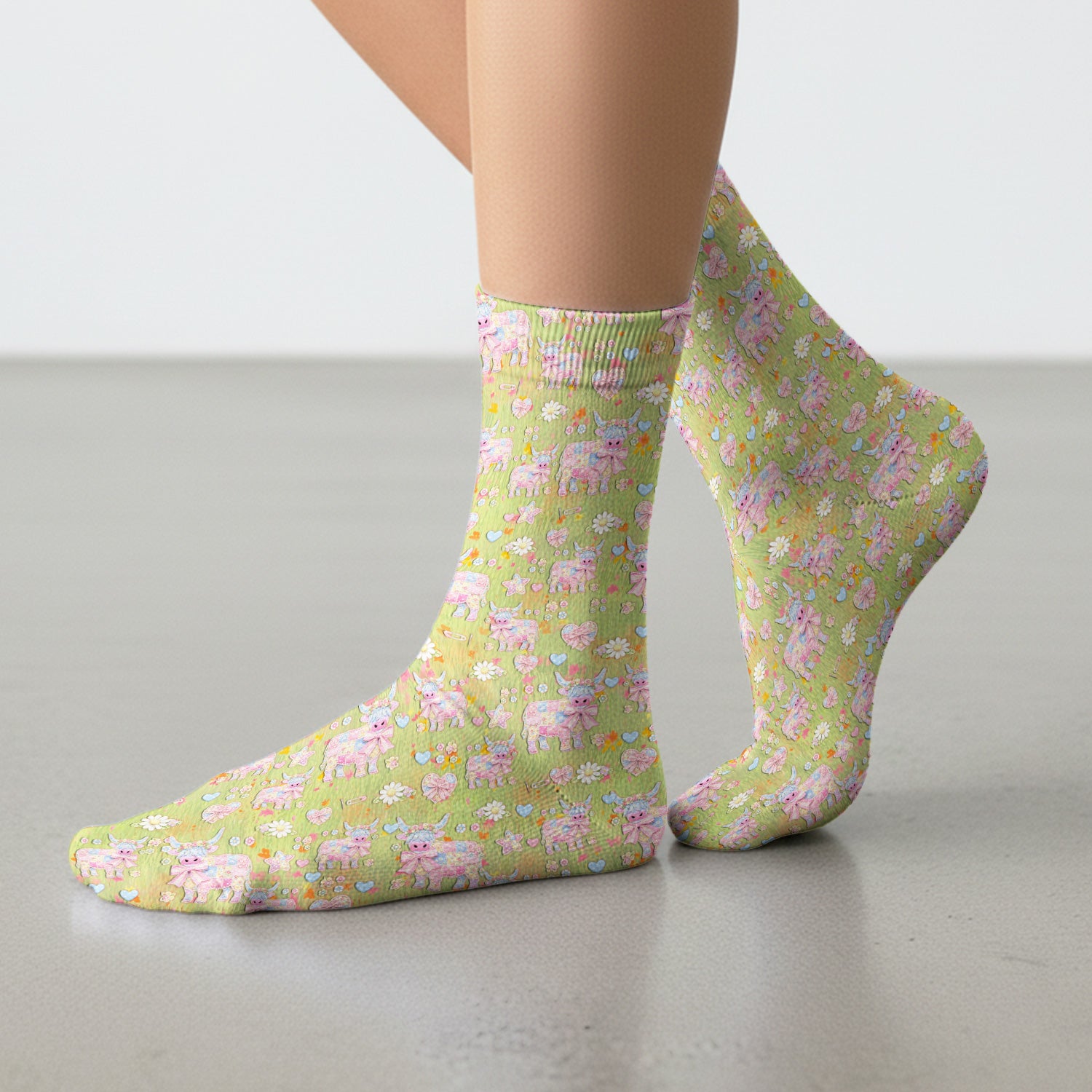 Cute Girly Cow Daisy Pastel Pattern Socks, Socks for Nurse Doctor