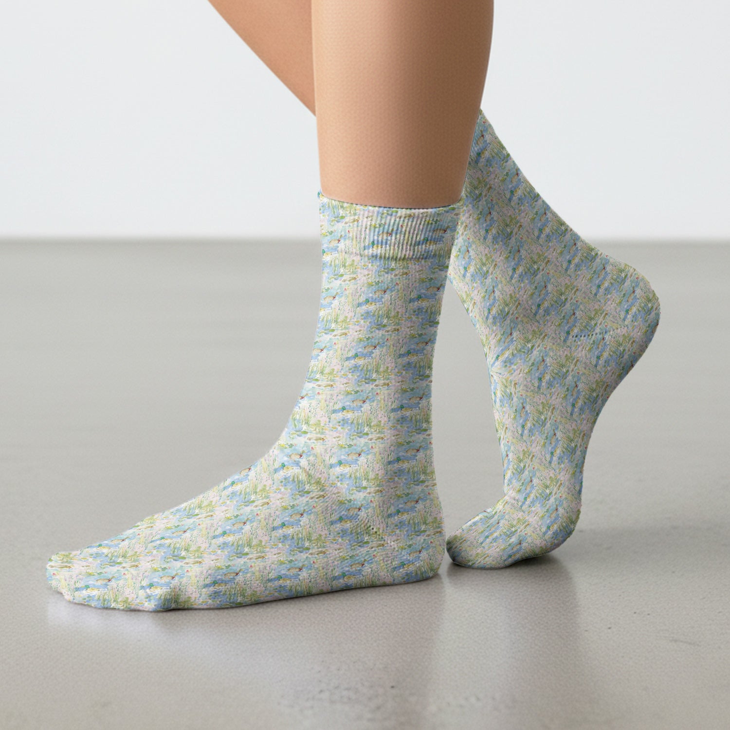 Ducks in Pond Nature Print Socks, Adult Socks for Men and Women