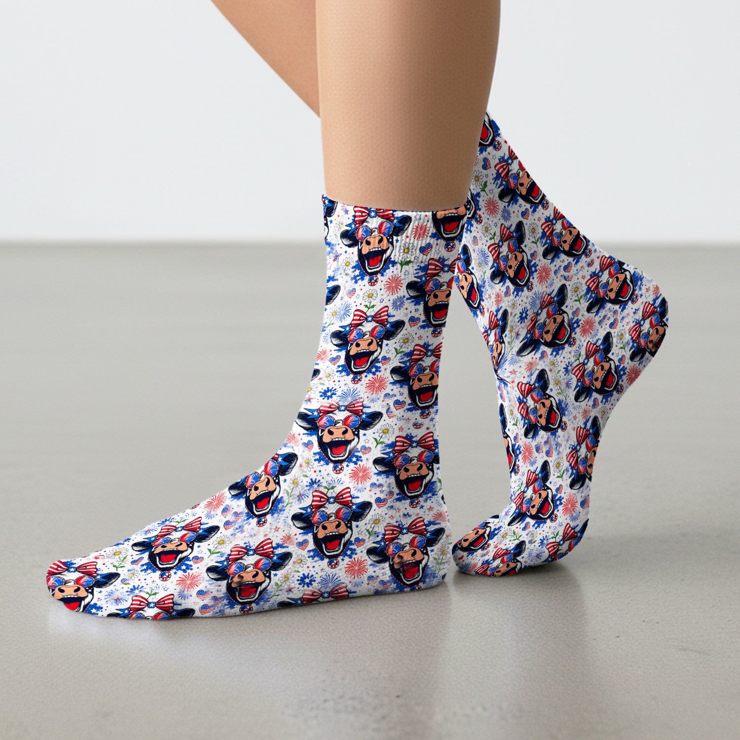 Funny Patriotic Cow Nurse Print Socks, Adult Socks for Men and Women