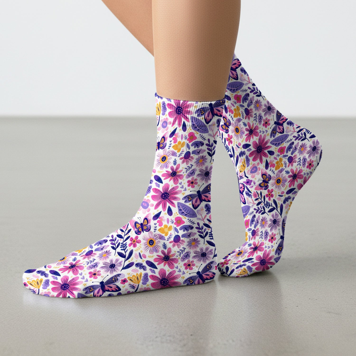 Cute Butterfly Wildflower Garden Pattern Socks, Adult Socks for Men and Women