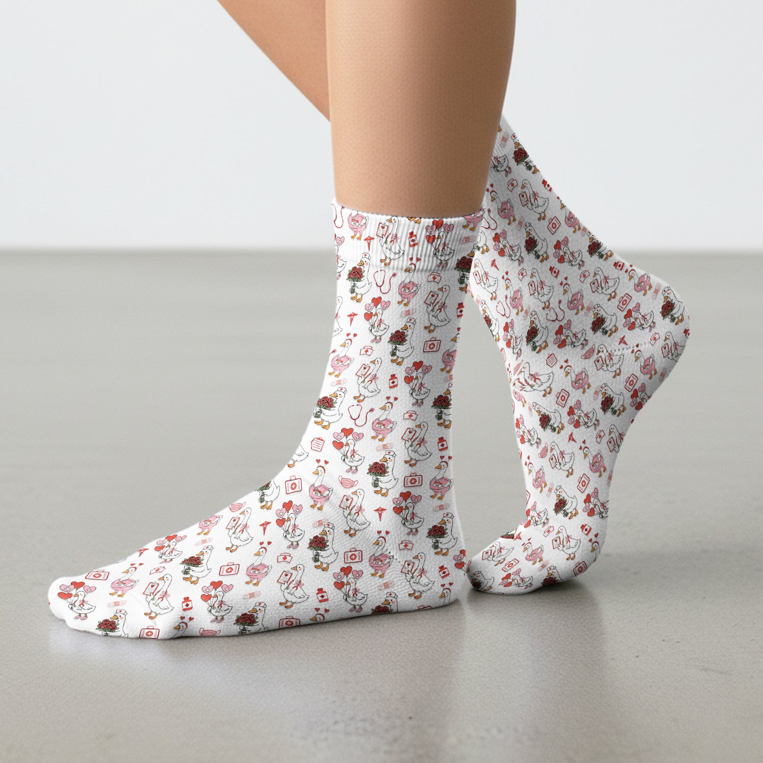 Cute Goose Nurse Medical Pattern Socks, Adult Socks for Men and Women