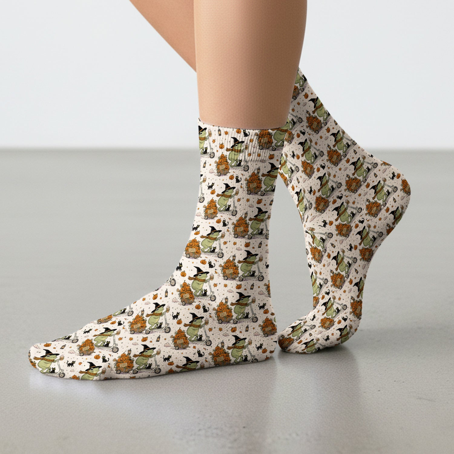 Cute Halloween Witch Frog And Pumpkins Socks, Adult Socks for Men and Women