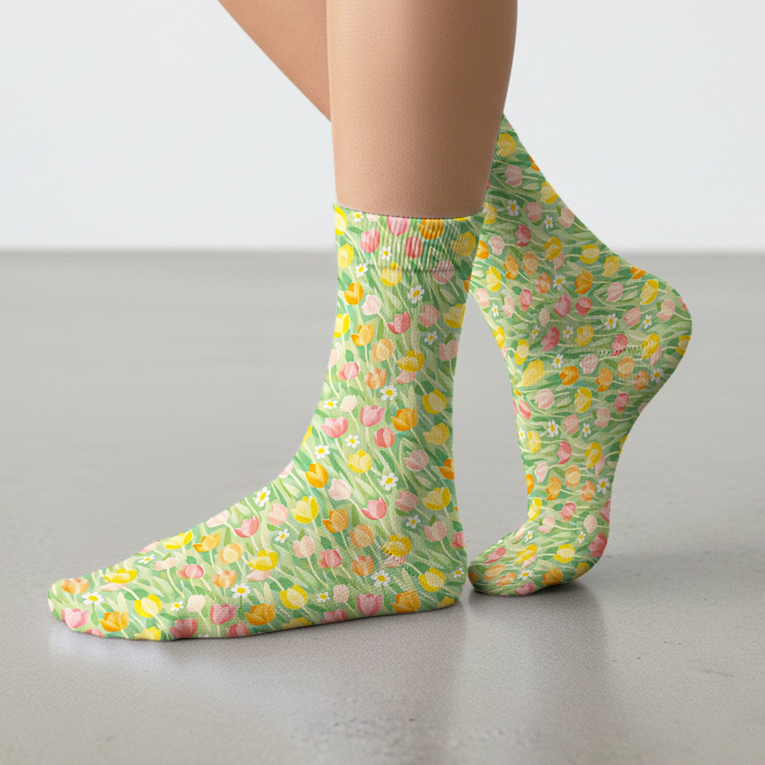 Cheerful Tulip Meadow Print Socks, Socks for Nurse Doctor