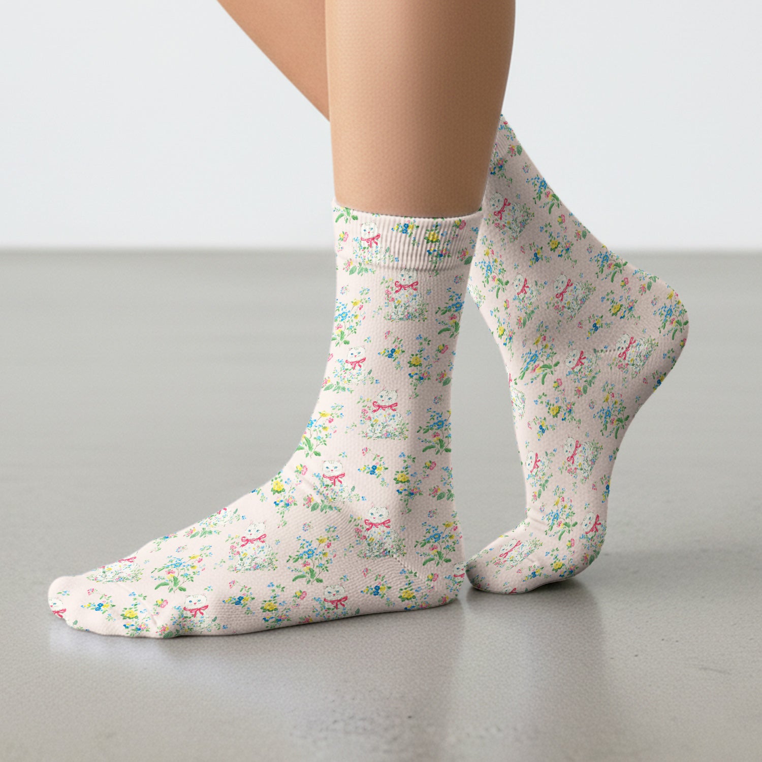 Vintage Floral Cat Pattern Socks, Adult Socks for Men and Women