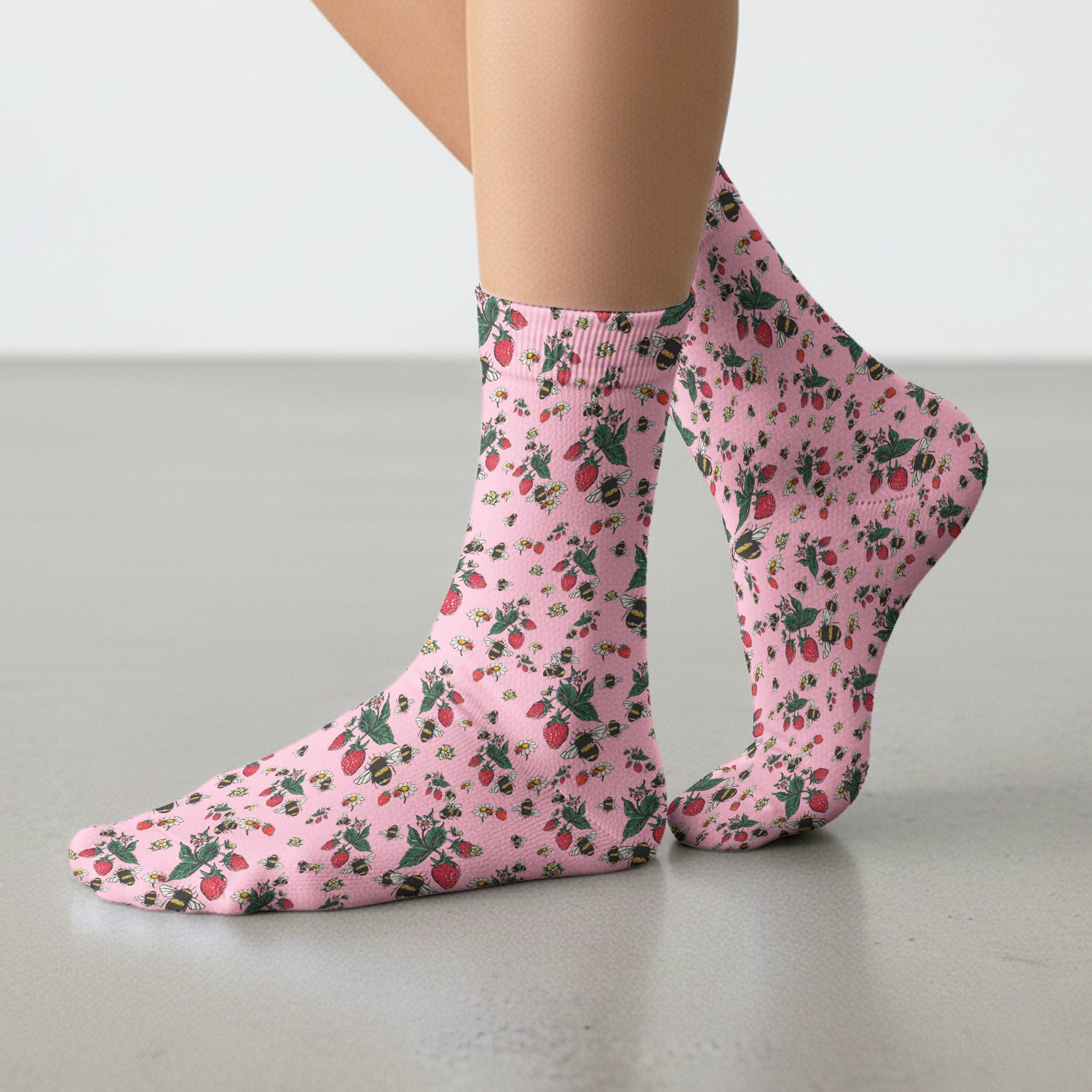 Cute Strawberry Bee Daisy Floral Pattern Scrub Socks, Socks for Nurse Doctor