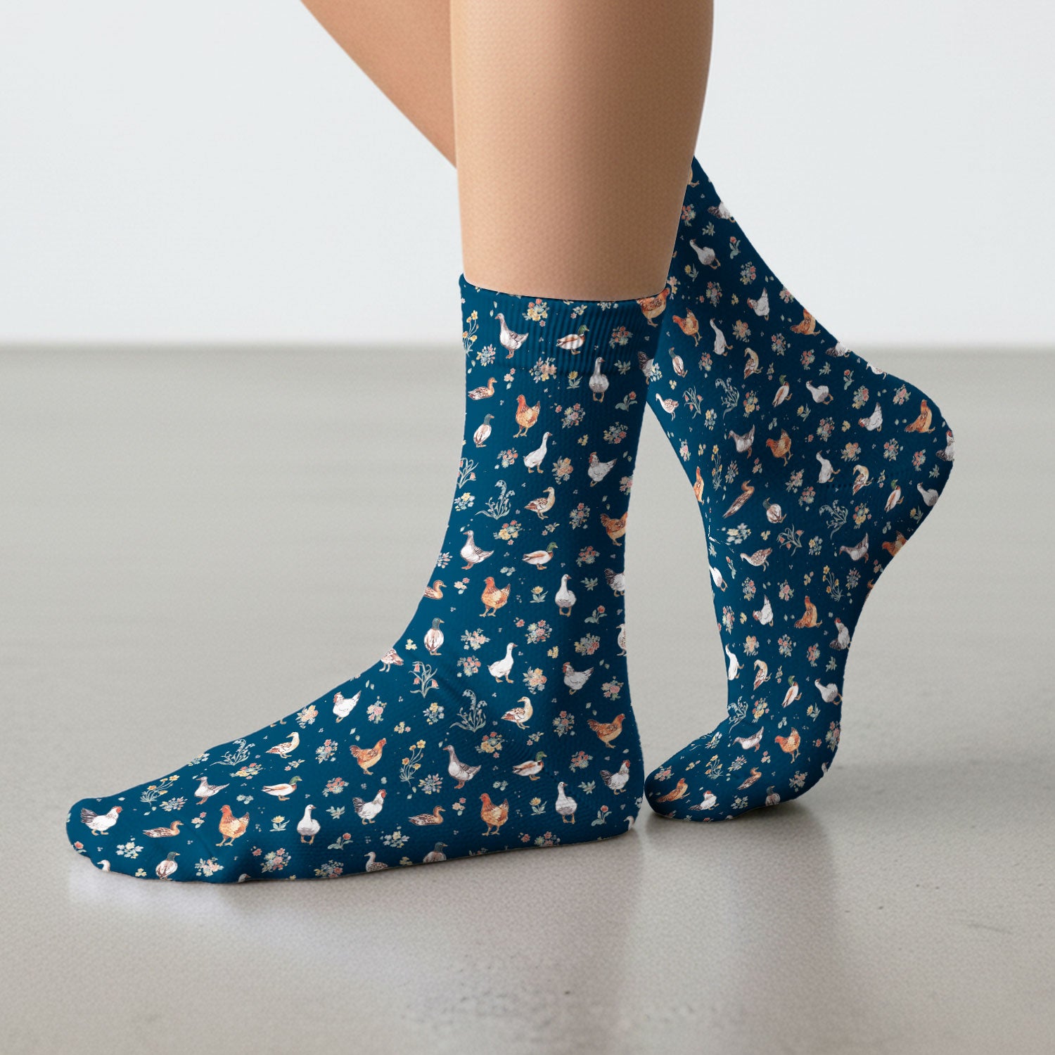 Farm Chicken Duck Floral Pattern Socks, Adult Socks for Men and Women