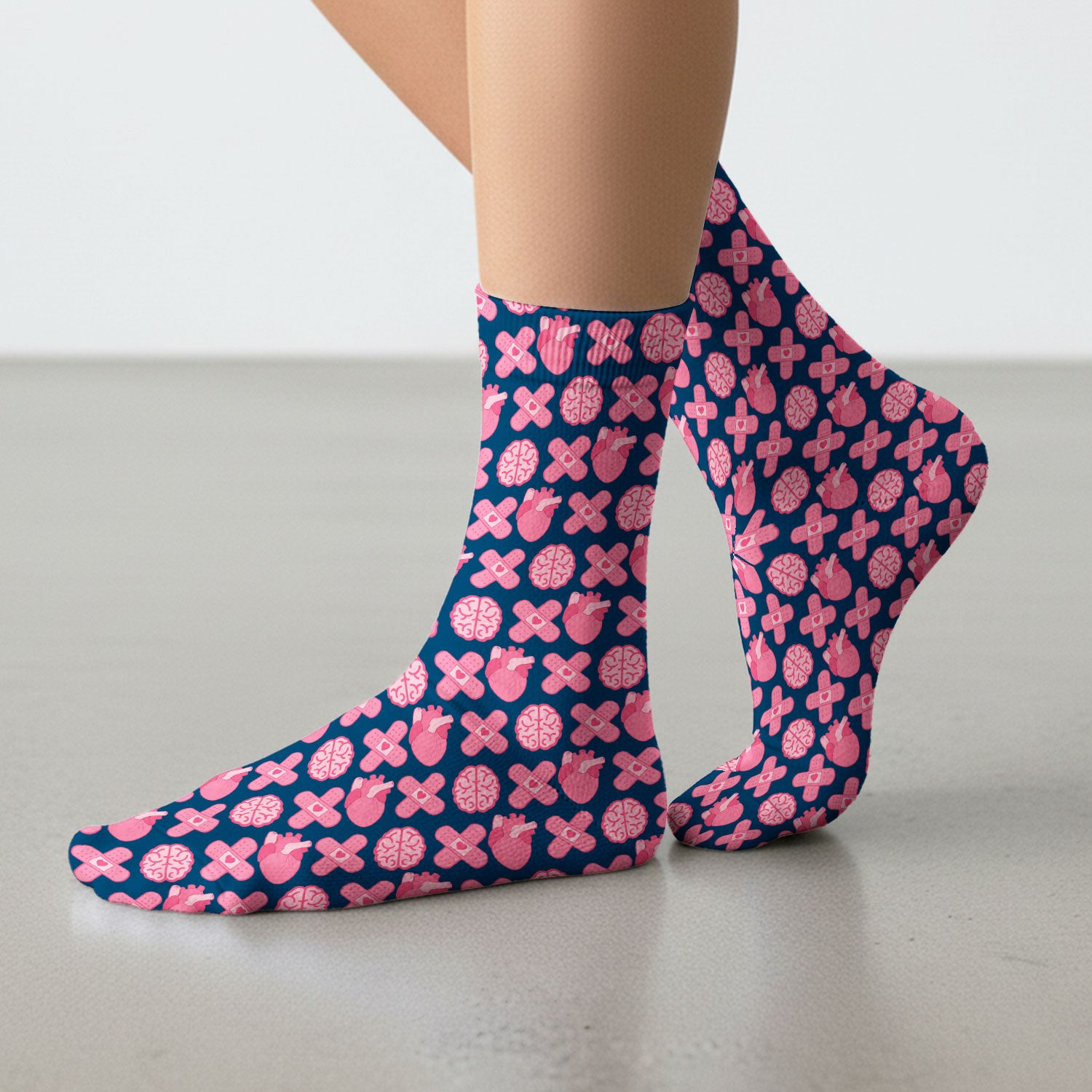 Heart & Brain Medical Icon Pattern Socks, Socks for Nurse Doctor