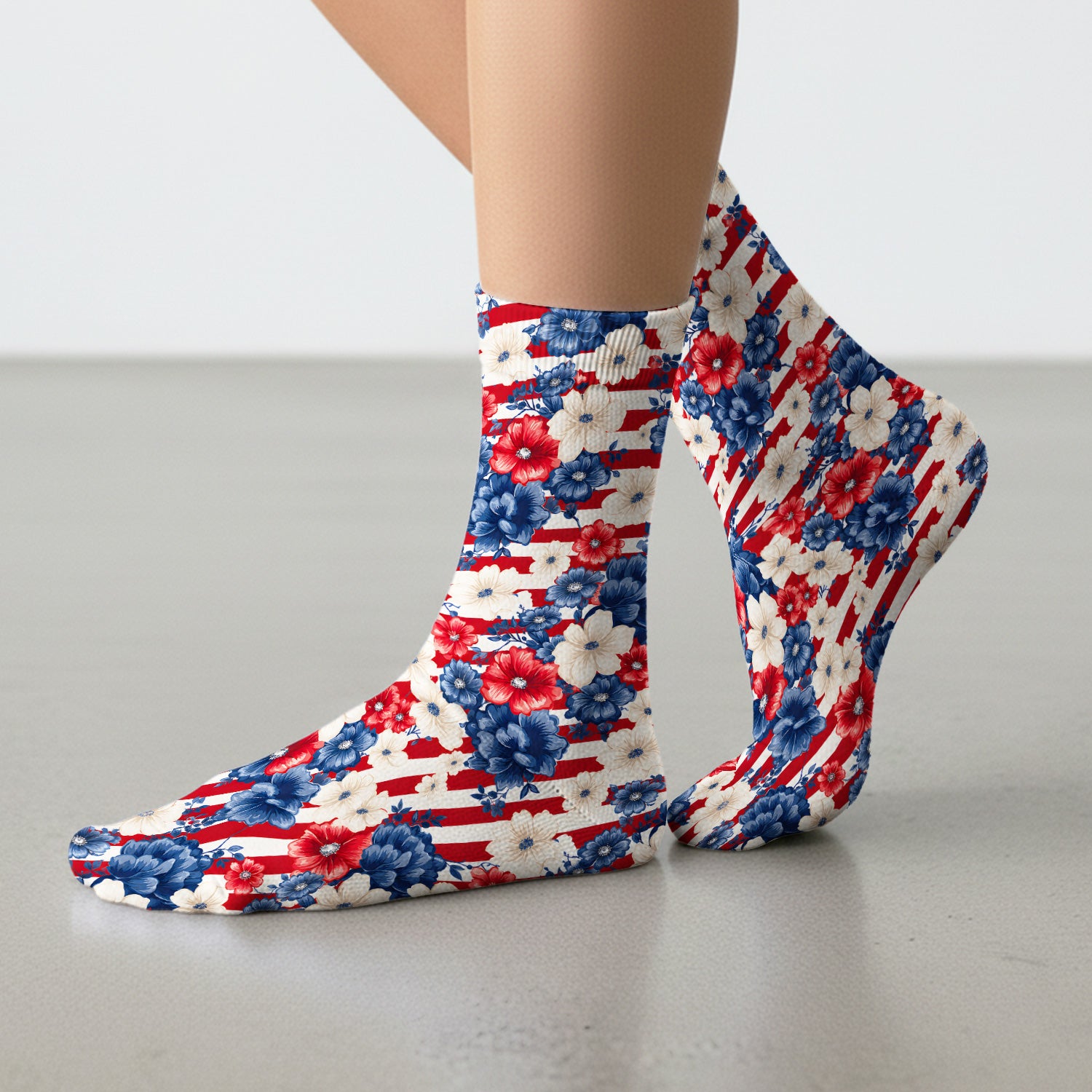 Patriotic Floral Nurse for RN & CNA, American Flag Healthcare Workers Medical Uniform Socks, Adult Socks for Men and Women