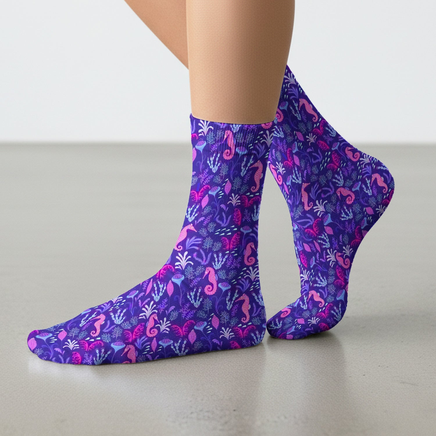 Purple Seahorse Ocean Pattern Socks, Adult Socks for Men and Women