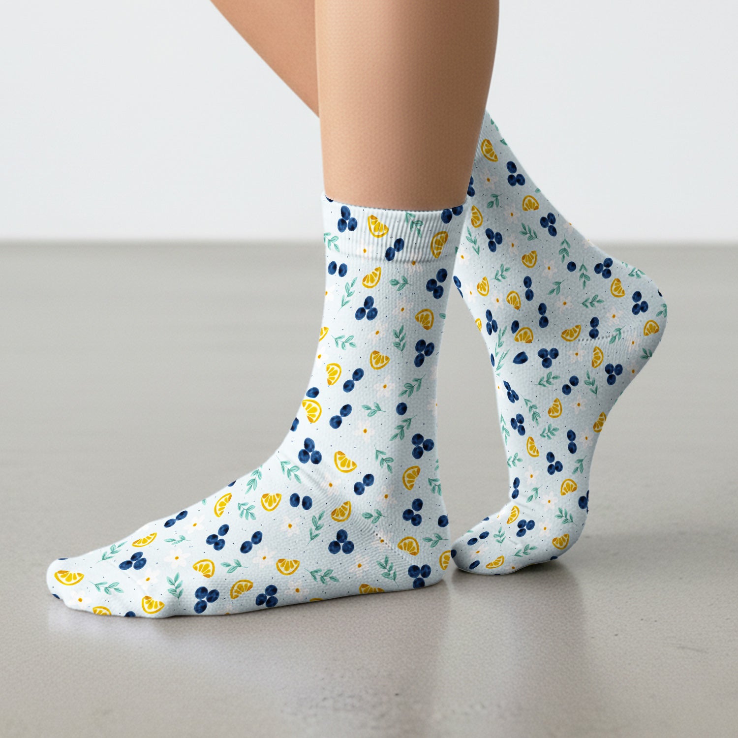 Blueberry Lemon Daisy Pattern Socks, Adult Socks for Men and Women