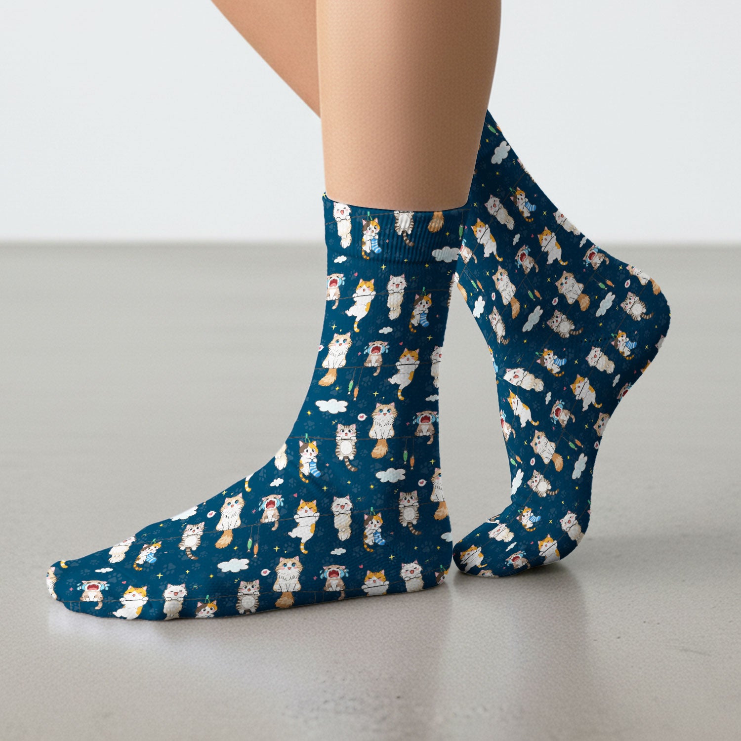 Funny Cats With Cute Expressions Pattern Socks, Adult Socks for Men and Women