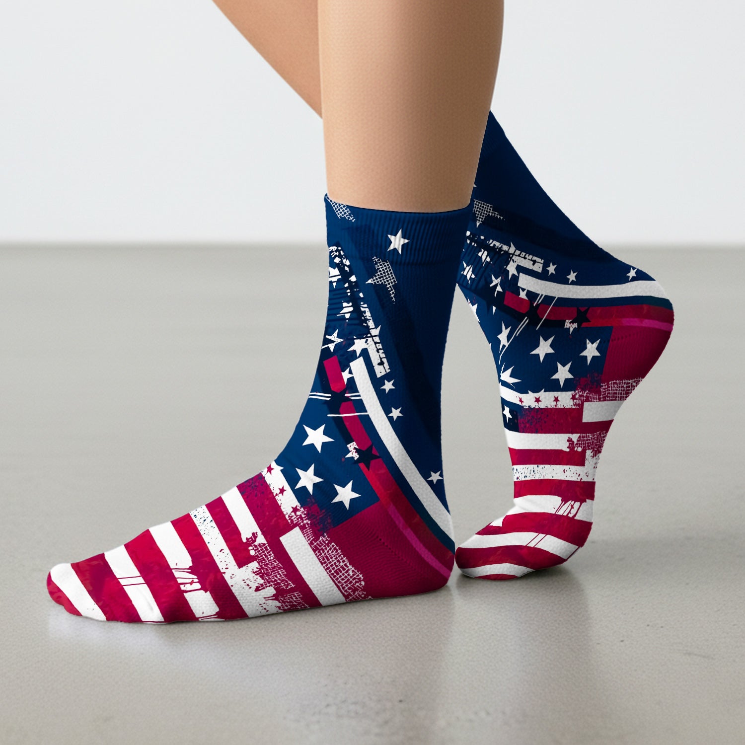 Patriotic USA Flag Stars And Stripes Grunge Pattern Socks, Adult Socks for Men and Women