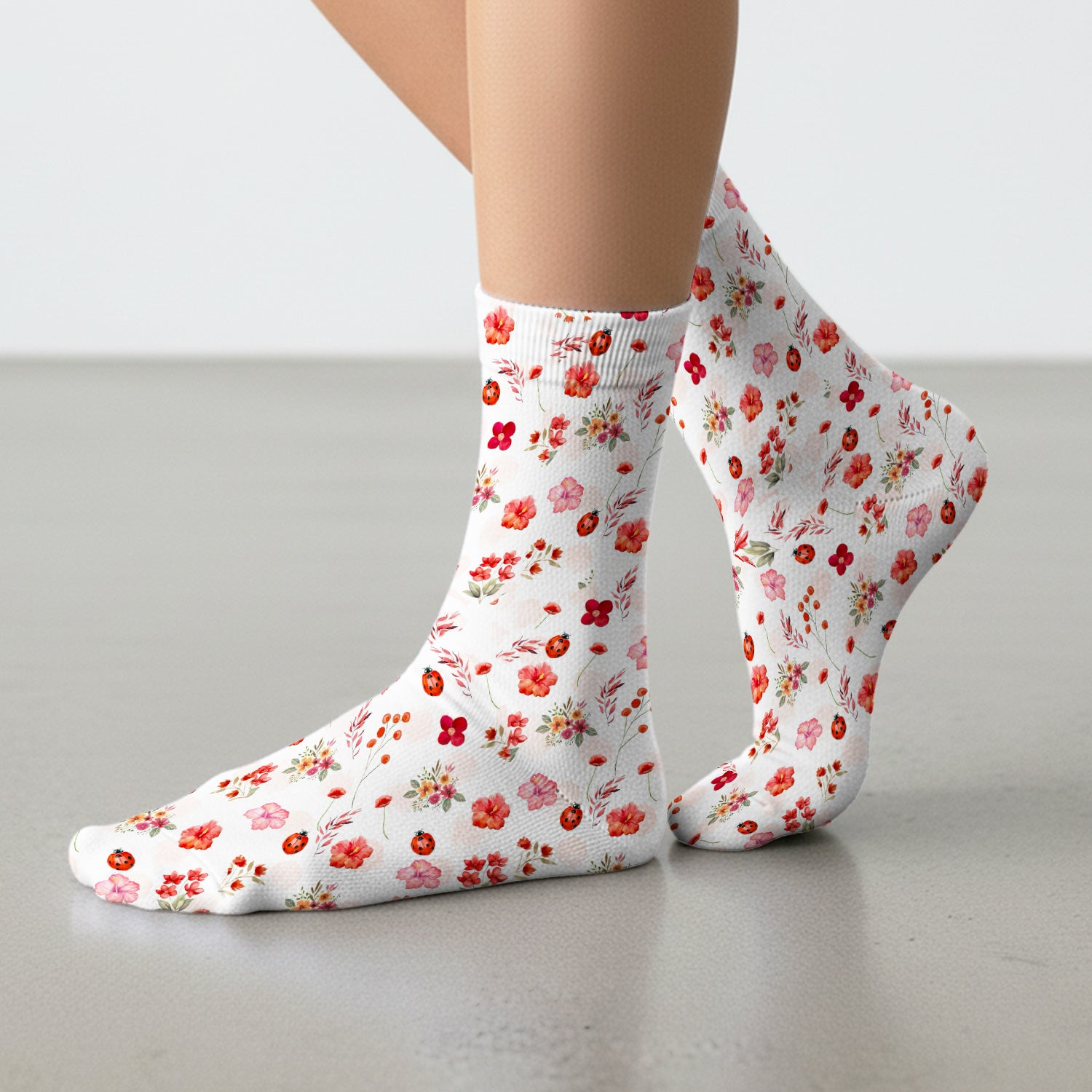 Red Ladybug Floral Garden Pattern Socks, Socks for Nurse Doctor