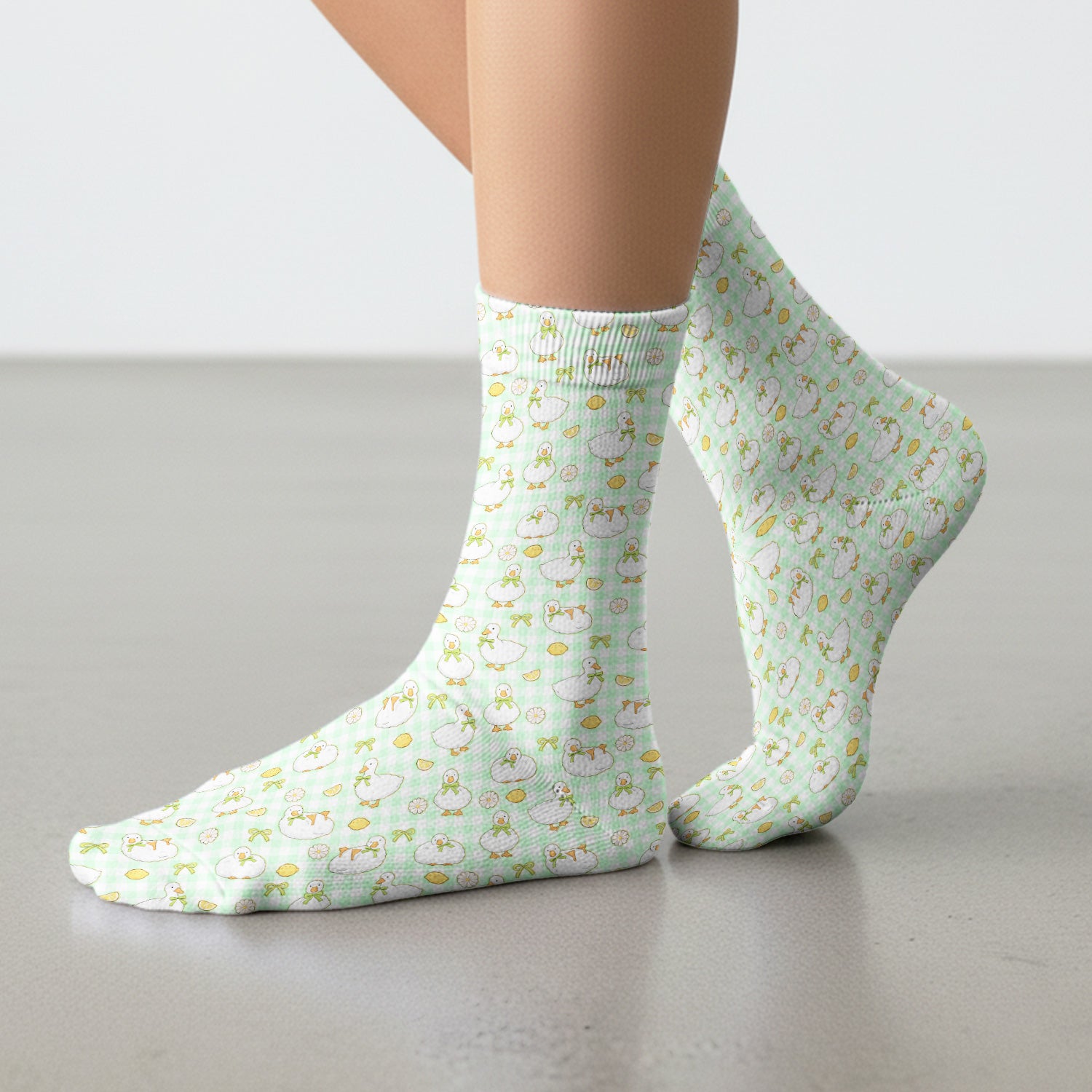 Adorable Ducks Lemon Daisy Pattern Socks, Socks for Nurse Doctor