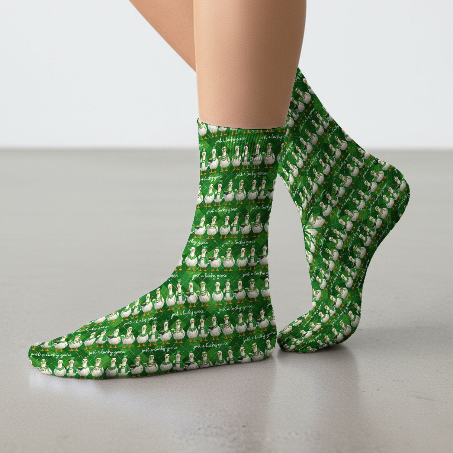 Lucky Goose St Patrick Green Argyle Print Socks, Breathable Fabrics Medical Uniform