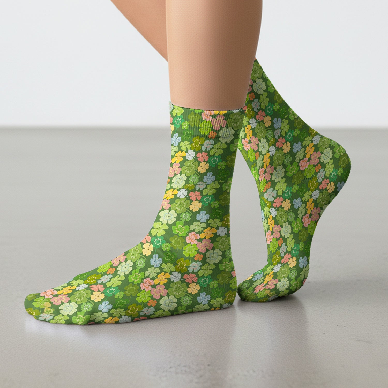 Colorful Shamrock Clover Pattern Socks, Adult Socks for Men and Women