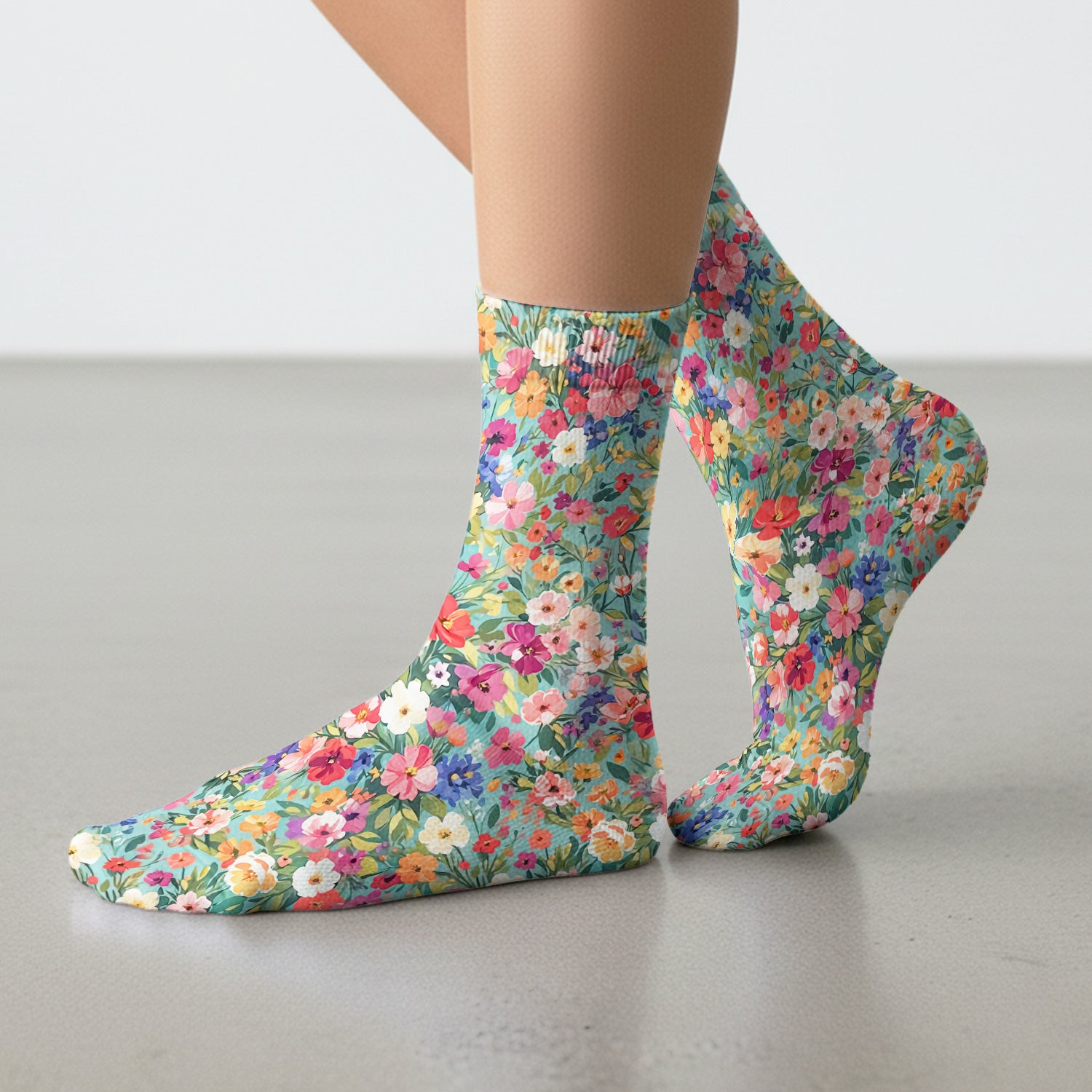 Colorful Wildflower Garden Bloom Socks, Adult Socks for Men and Women