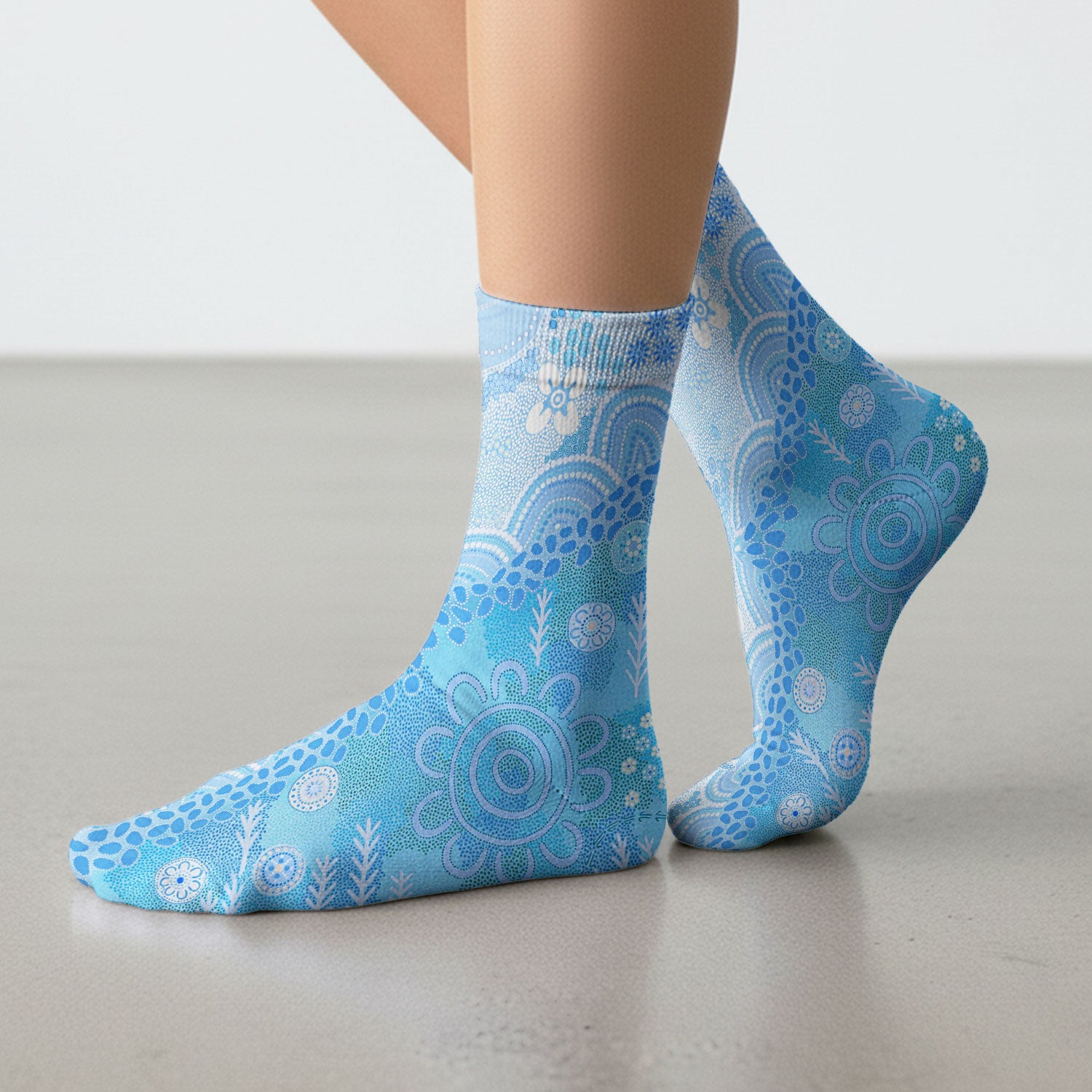 Floral Mandala Dot Pattern Medical Sock, Socks for Nurse Doctor Adults