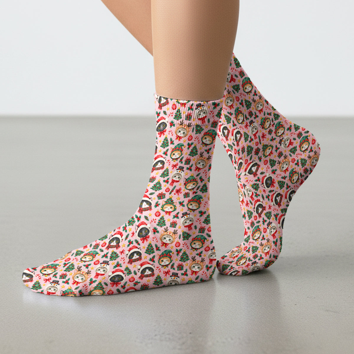 Christmas Cats And Trees Pattern Scrub Socks, Kawaii Medical Pattern Sock, Breathable Fabrics Nursing Uniform