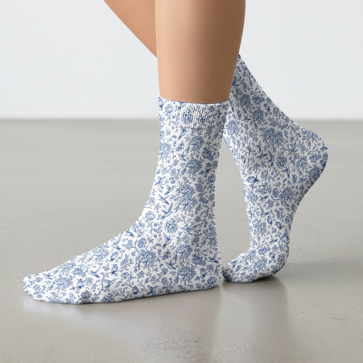 Blue Toile Hummingbird Floral Pattern Socks, Adult Socks for Men and Women