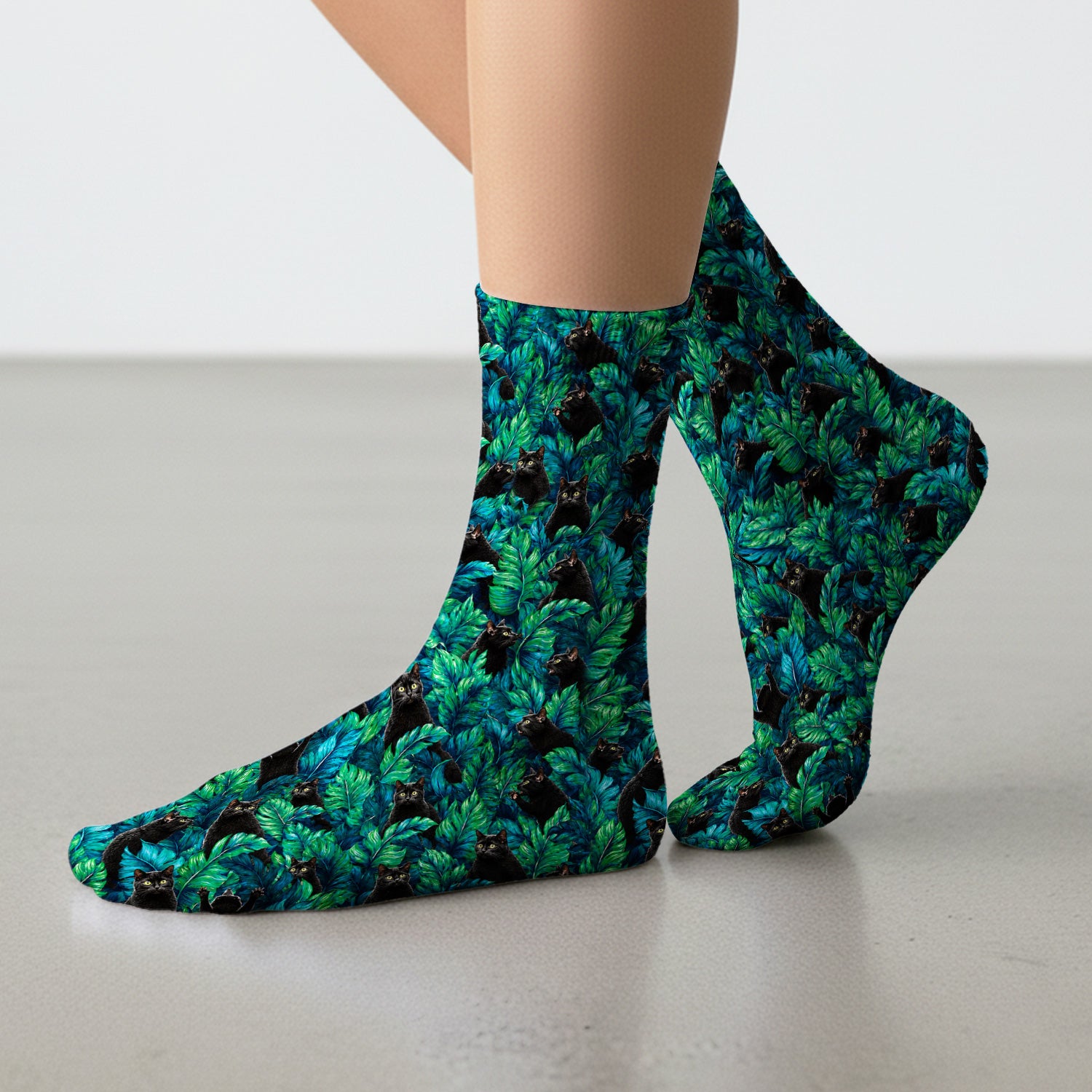 Black Cat Tropical Jungle Leaves Pattern Socks, Adult Socks for Men and Women