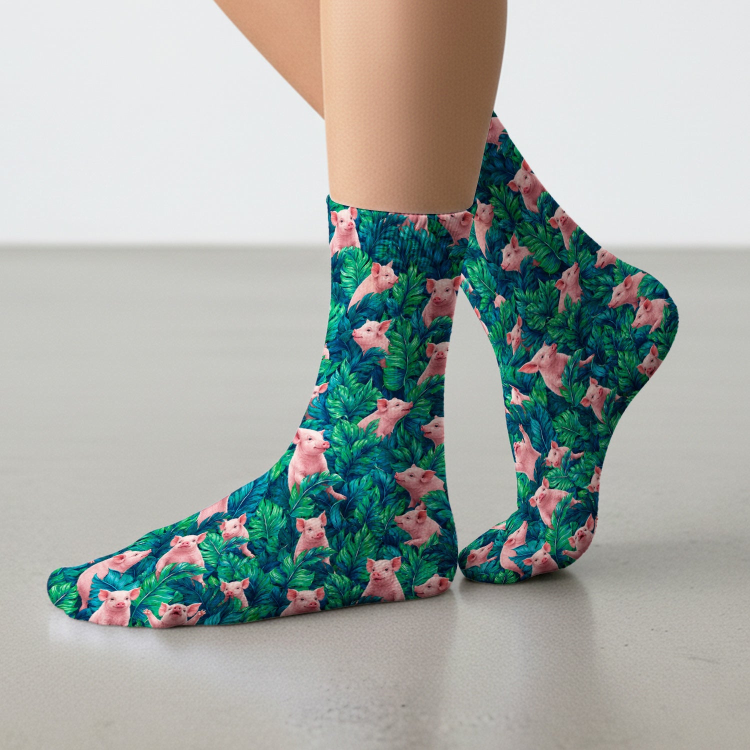 Cute Piglet Jungle Leaves Pattern Socks, Adult Socks for Men and Women