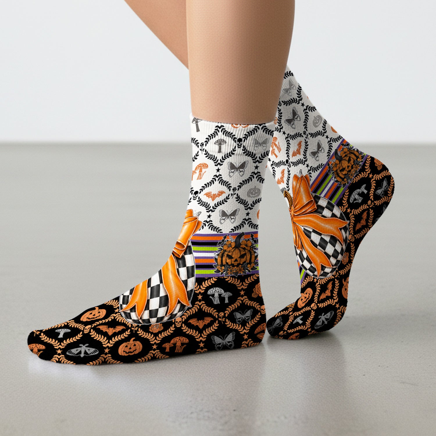 Halloween Checkered Pumpkin With Bow Pattern Socks, Adult Socks for Men and Women