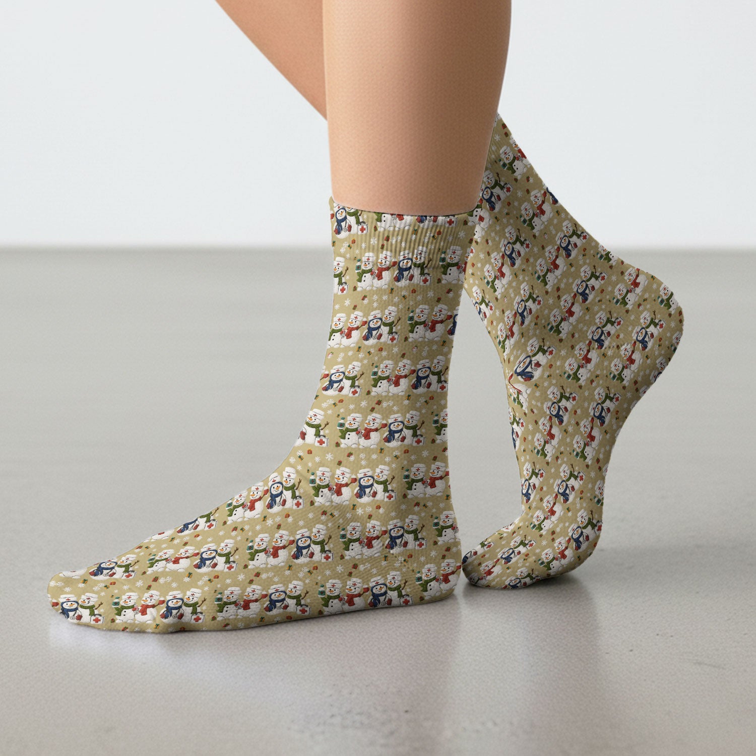 Cute Christmas Snowman Nurse Pattern Print Socks, Adult Socks for Men and Women