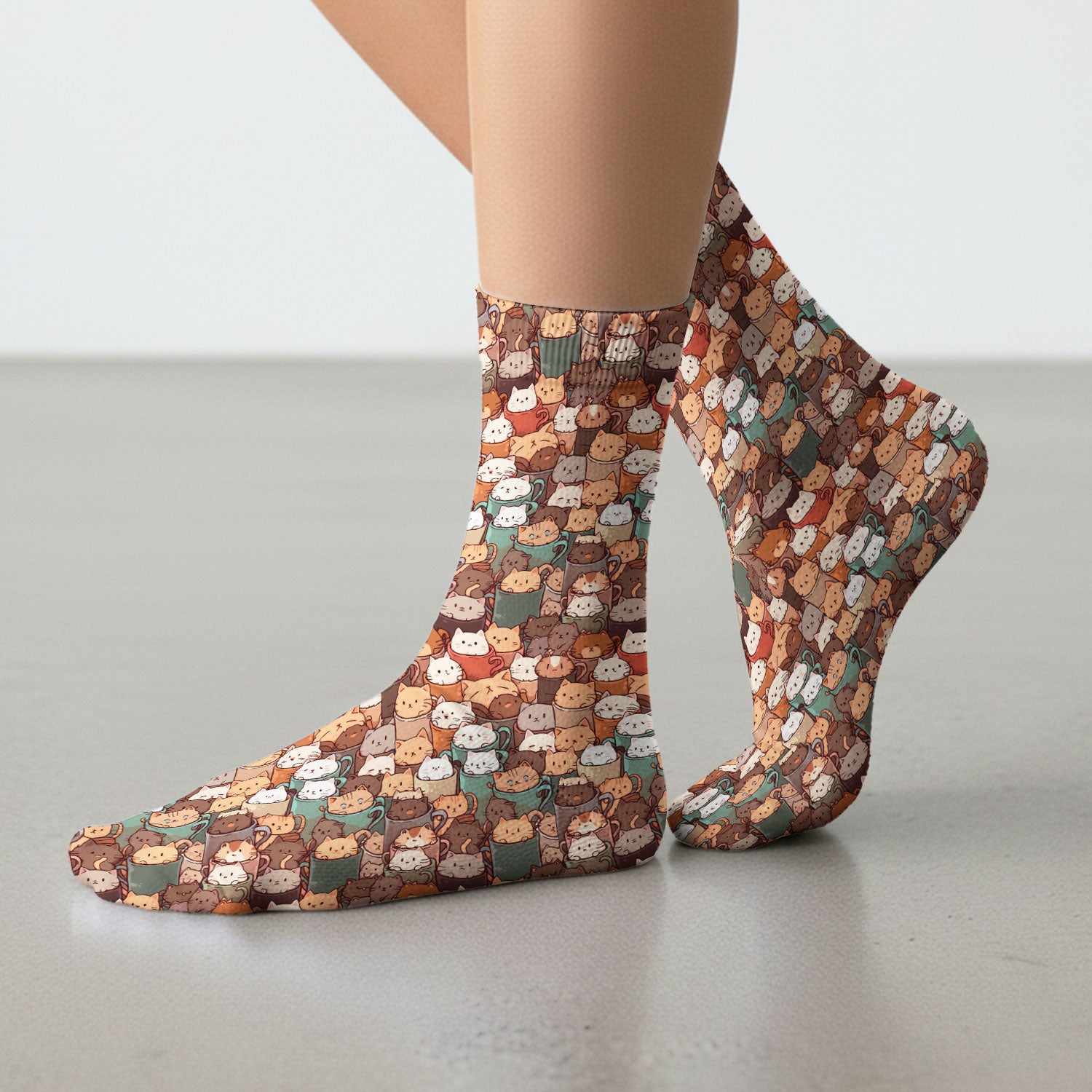 Cute Coffee Cat Scrub Socks, Cozy Kittens in Mug Pattern Nurse Sock, Breathable Fabrics Nursing Uniform