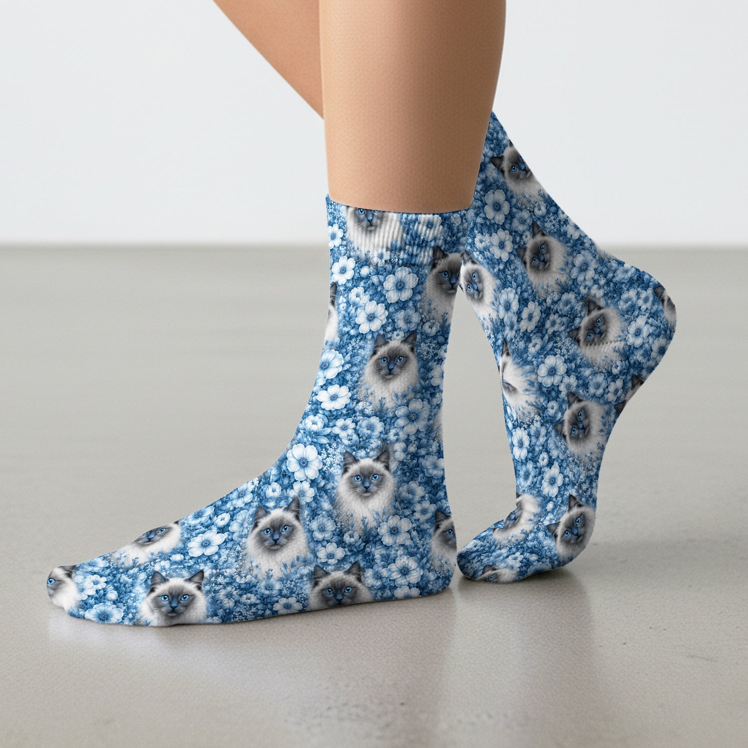 Blue Floral Ragdoll Cat Pattern Socks, Adult Socks for Men and Women