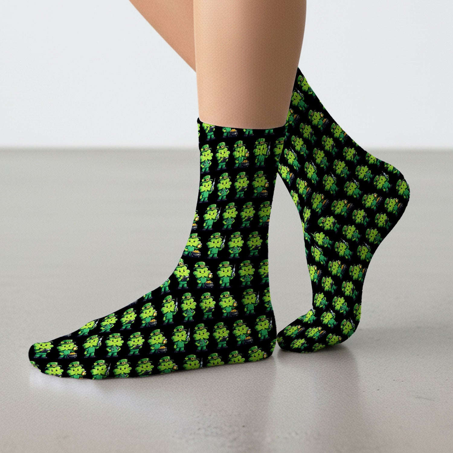 St Patrick Leprechaun Nurse Print Medical Socks, Breathable Fabrics Medical Uniform