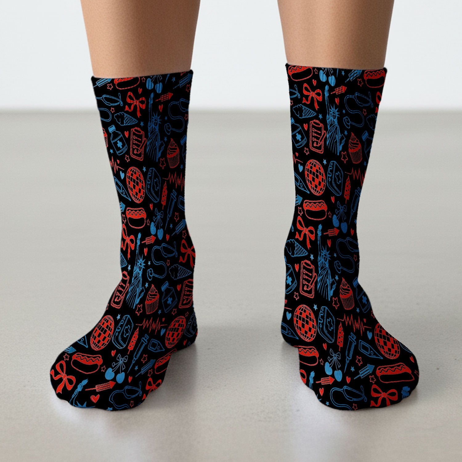 Patriotic Nurse Medical Icons Pattern Print Socks, Adult Socks for Men and Women
