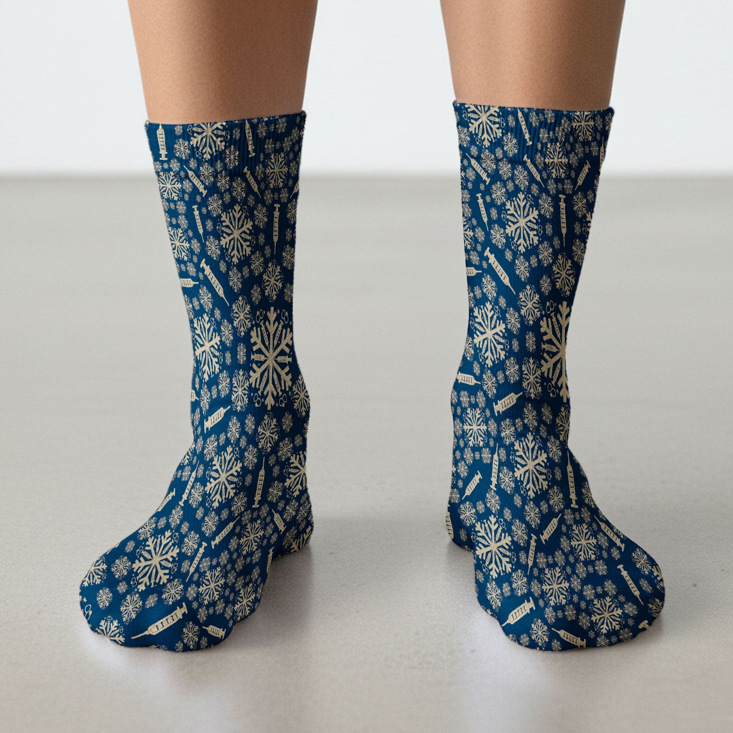 Snowflake Syringe Socks for Nurse Doctor - Winter Snow Adult Socks for Men and Women - Breathable Fabrics Medical Uniform