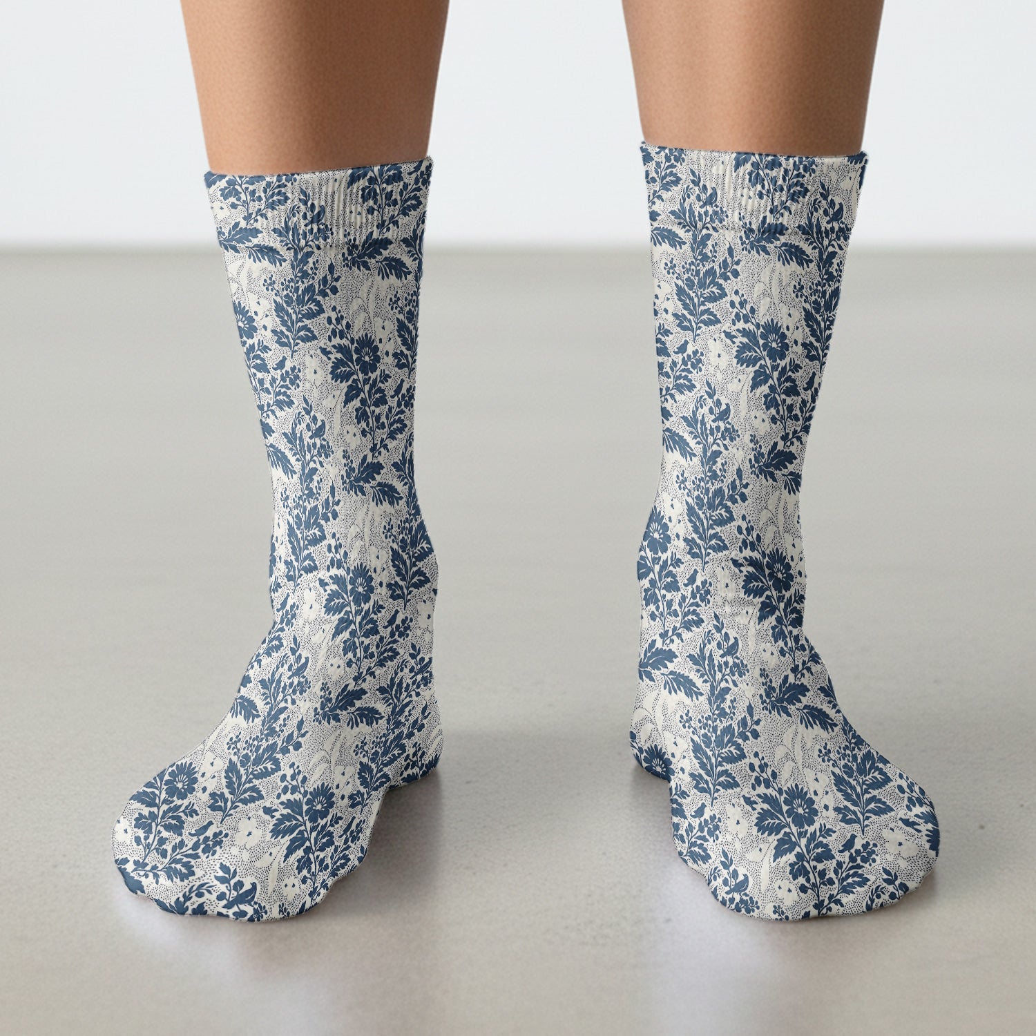 Cute Blue Floral Botanical Nurse Pattern Socks, Socks for Nurse Doctor