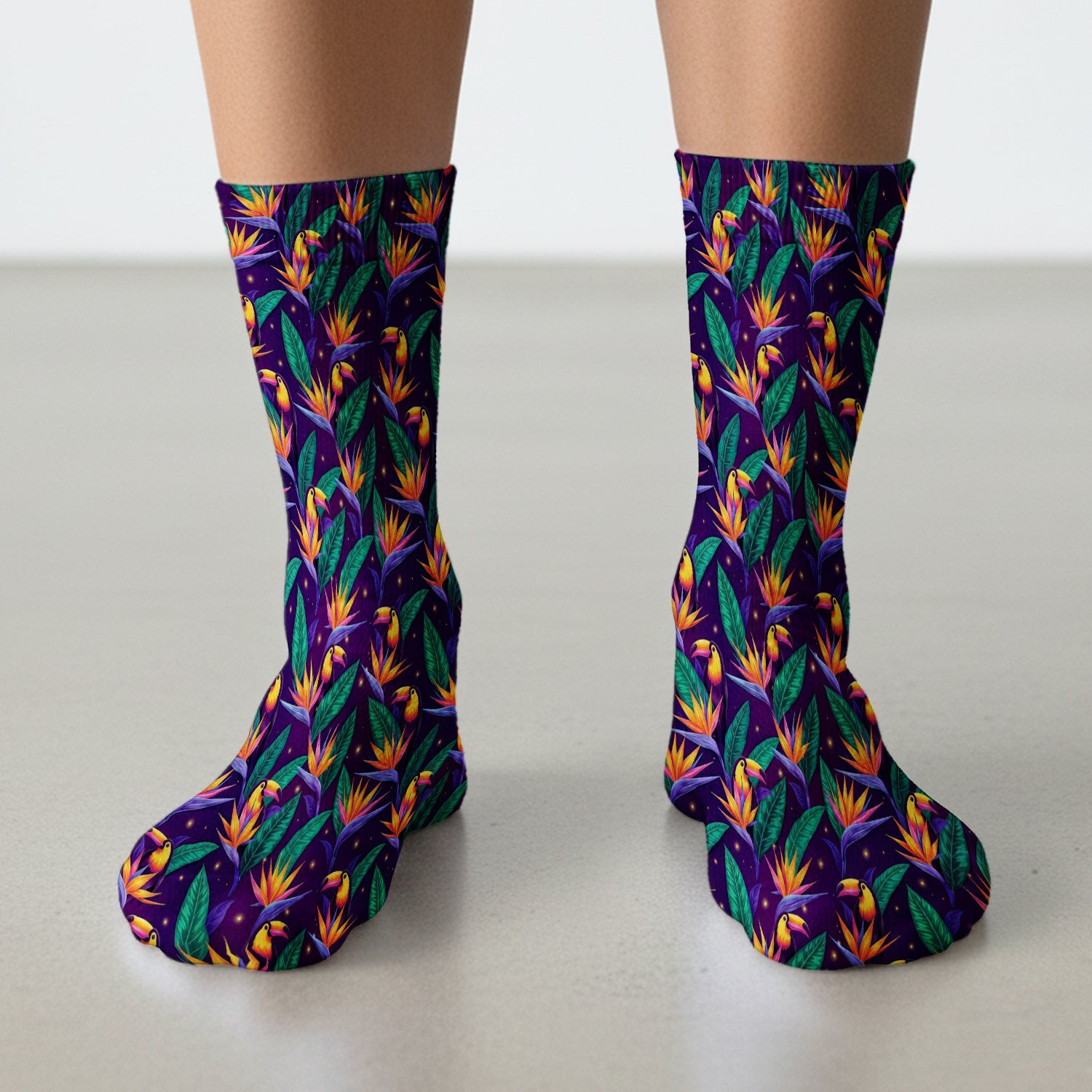 Tropical Toucan Bird Paradise Leaves Pattern Socks, Adult Socks for Men and Women