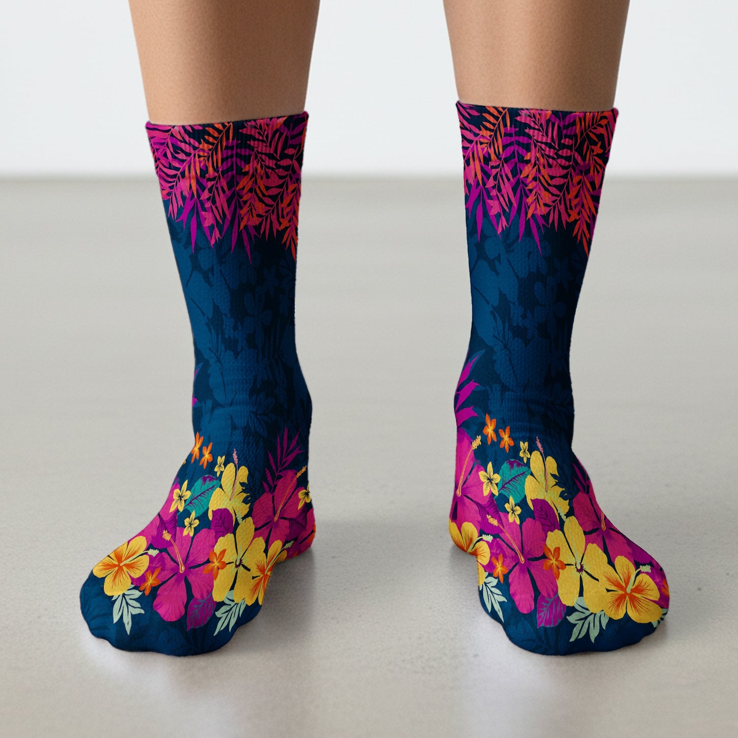 Tropical Hibiscus Palm Leaf Pattern Socks, Adult Socks for Men and Women