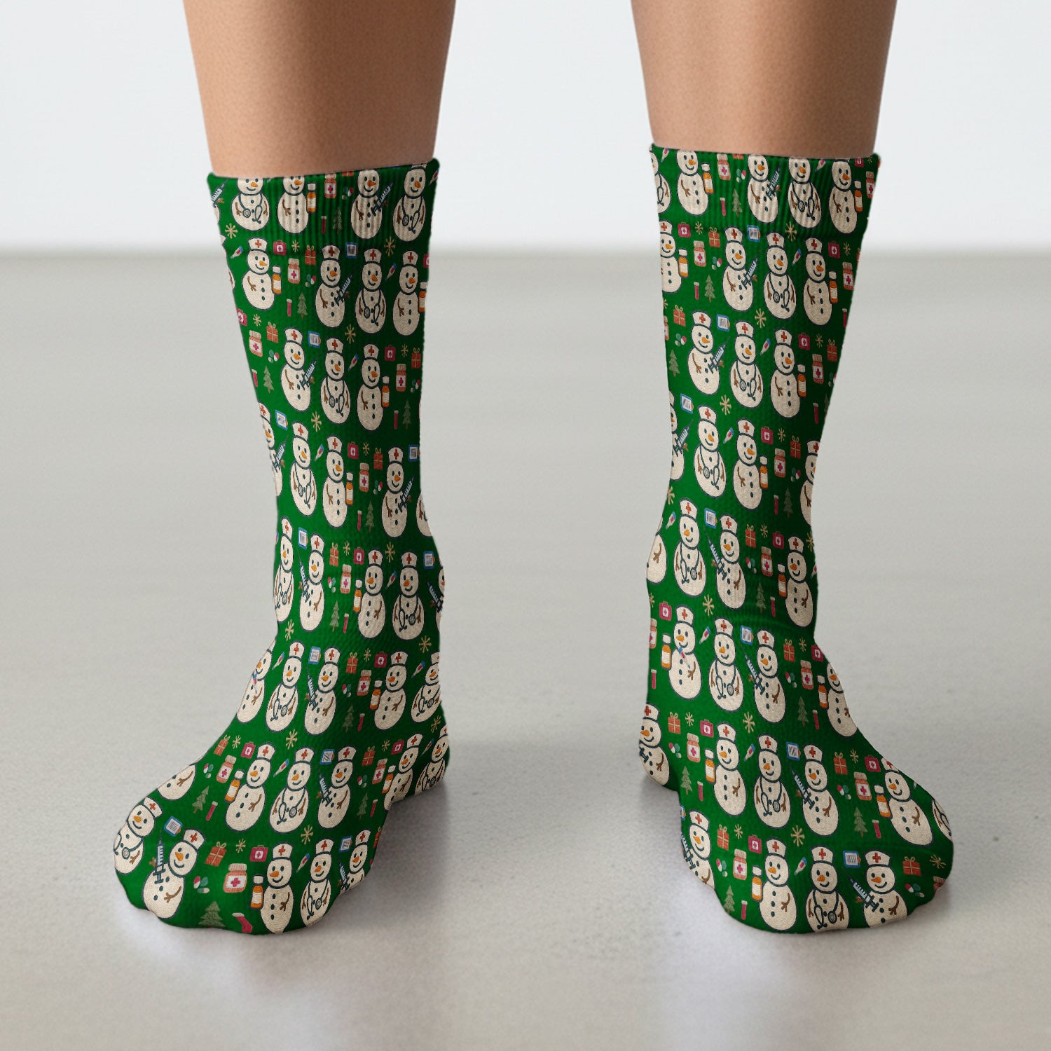 Snowman Nurse Christmas Scrub Socks – Festive Medical Pattern Sock – Cute Holiday Uniform For Nursing
