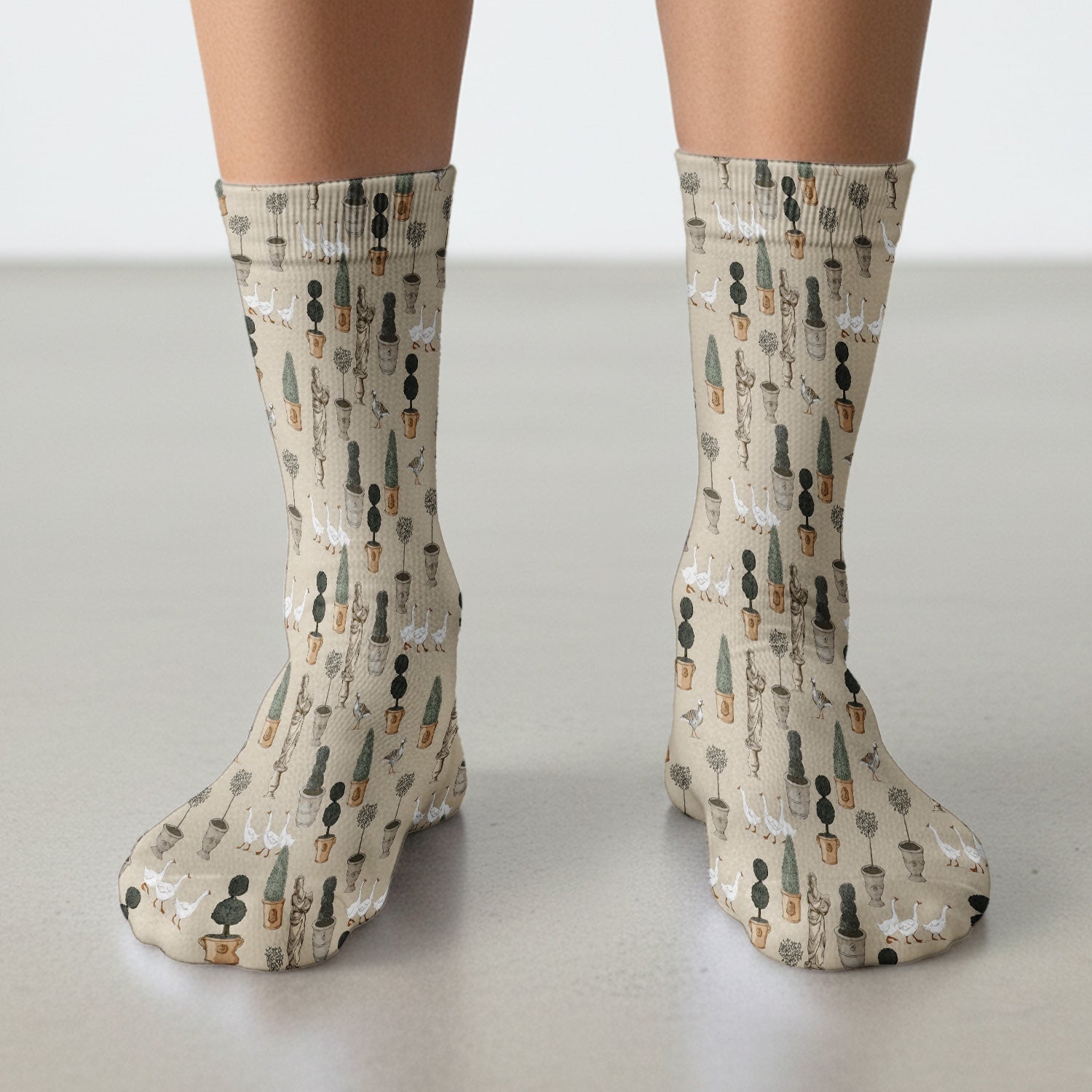 Vintage Garden Statue Topiary Goose Bird Pattern Socks, Adult Socks for Men and Women