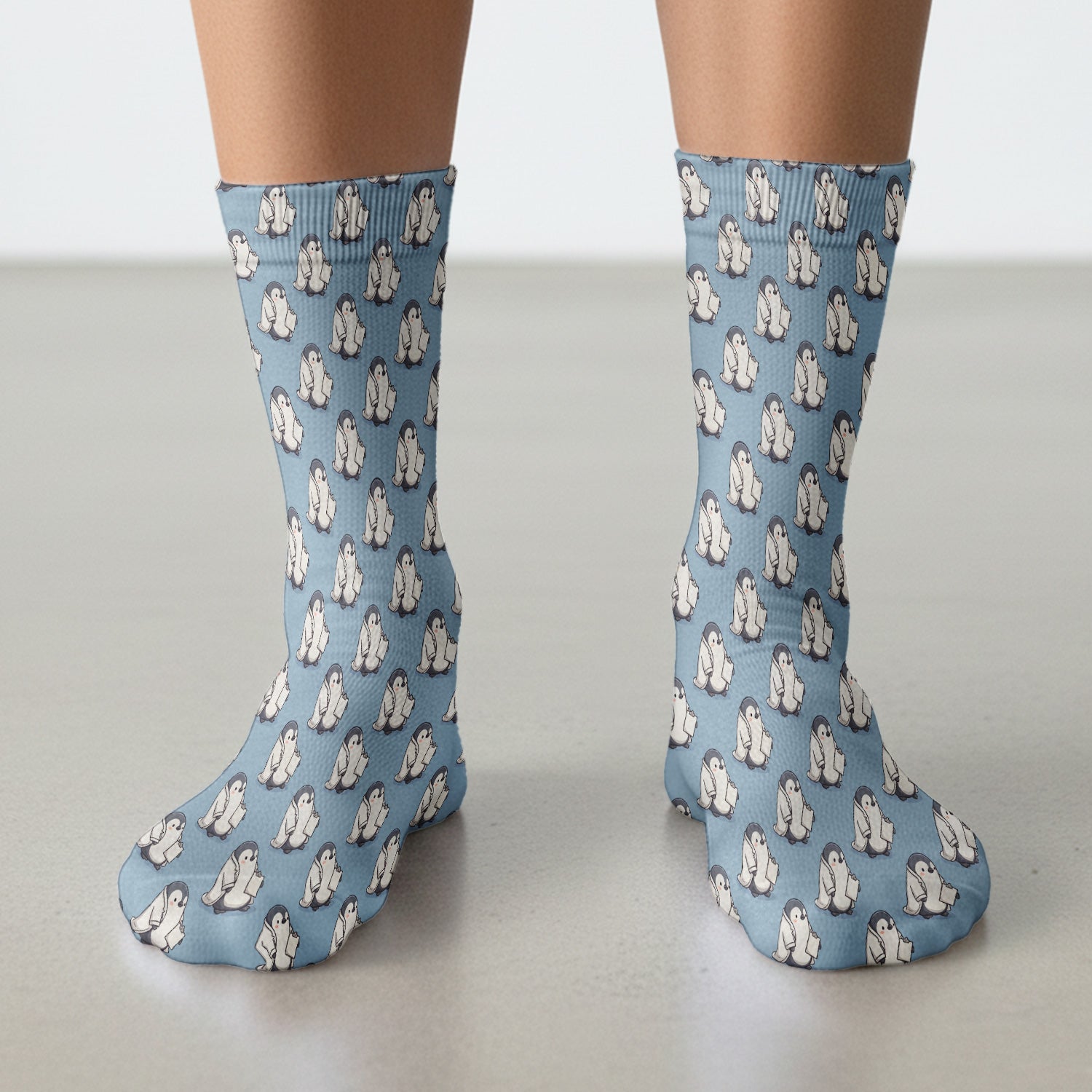 Penguin Nurse Medical Pattern Print Socks, Adult Socks for Men and Women