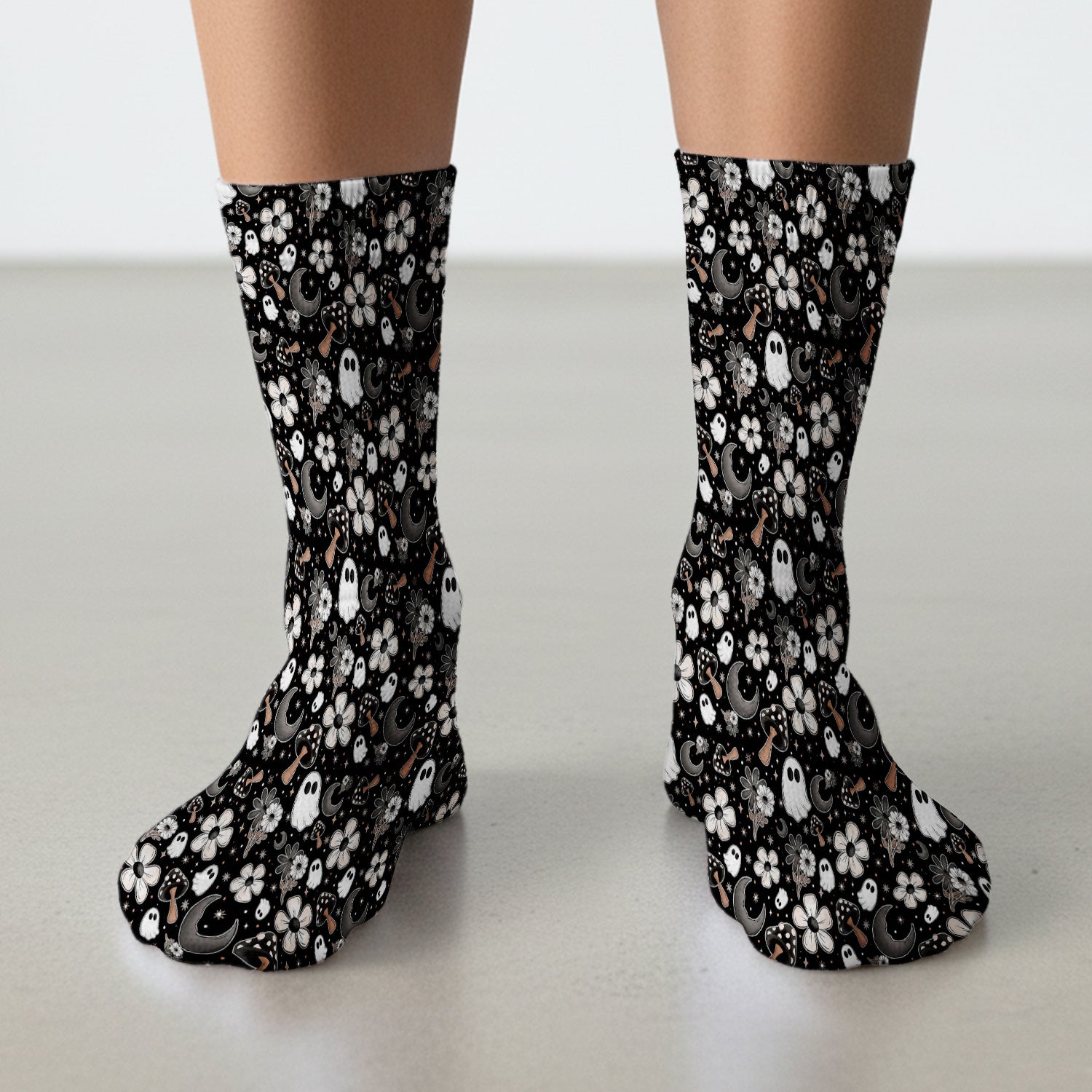 Floral Mushroom Ghost Pattern Socks, Adult Socks for Men and Women