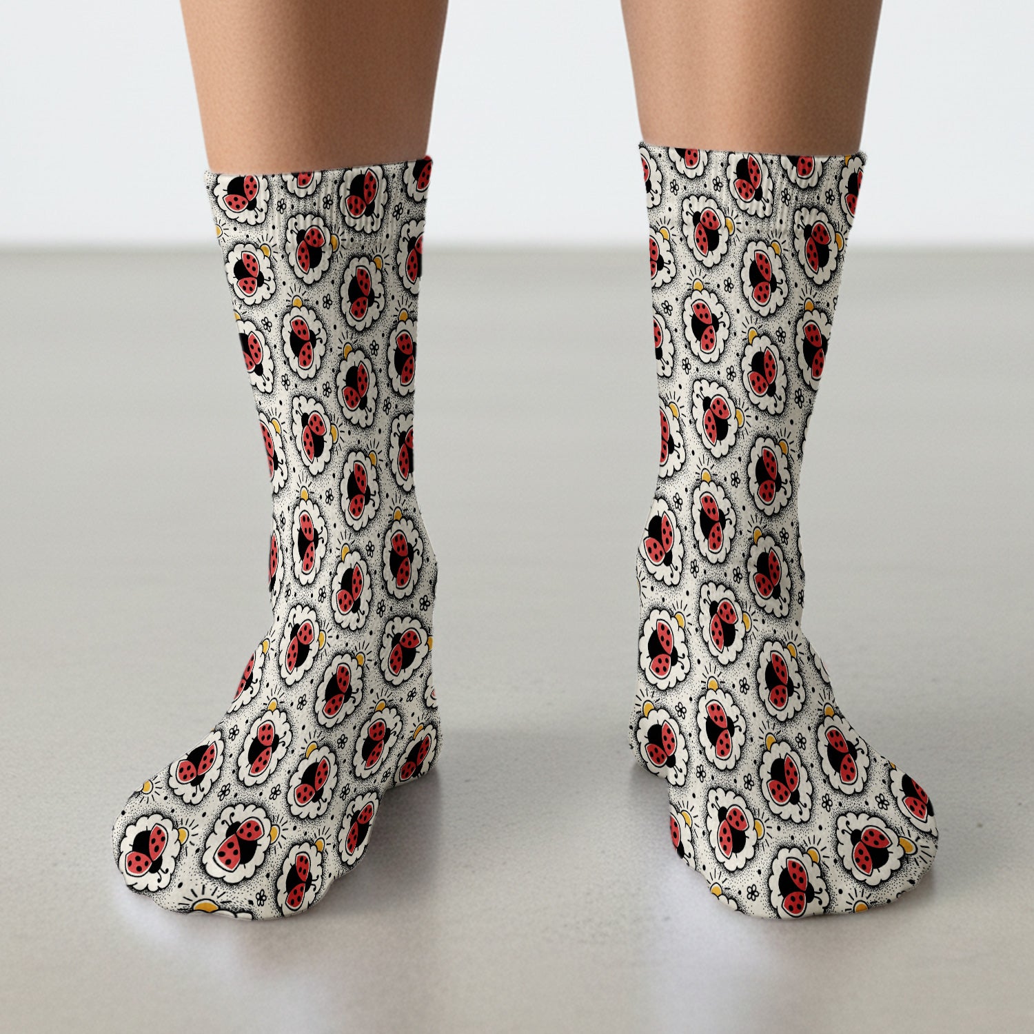 Cute Ladybug in Floral Frame Pattern Socks, Breathable Fabrics Medical Uniform