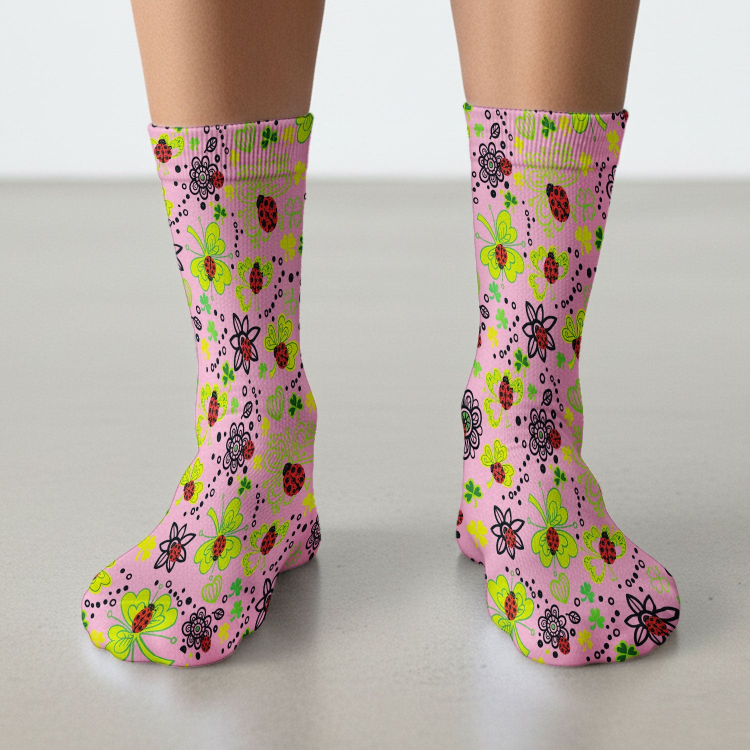 Ladybug Clover Floral Pattern Print Socks, Breathable Fabrics Medical Uniform