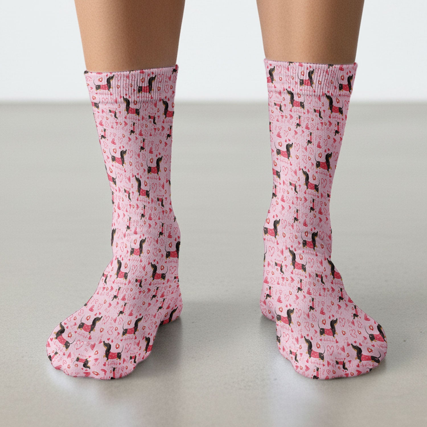 Dachshund Valentine Scrub Socks, Cute Wiener Dog Heart Pattern Nurse Sock, Breathable Fabrics Nursing Uniform