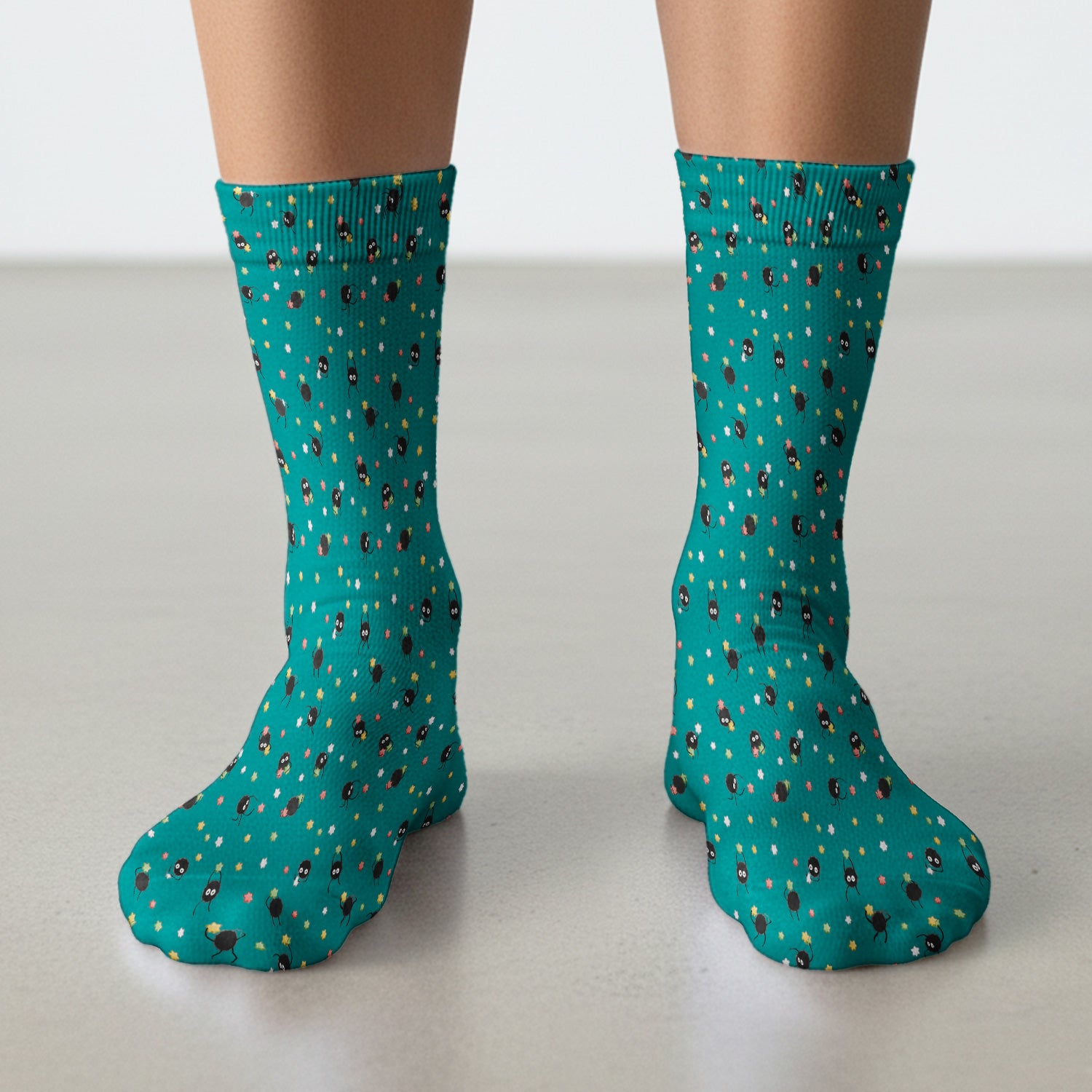 Funny Spider Pattern Pattern Pattern Scrub Socks, Cartoon Spider Pattern Nursing Uniform For Women