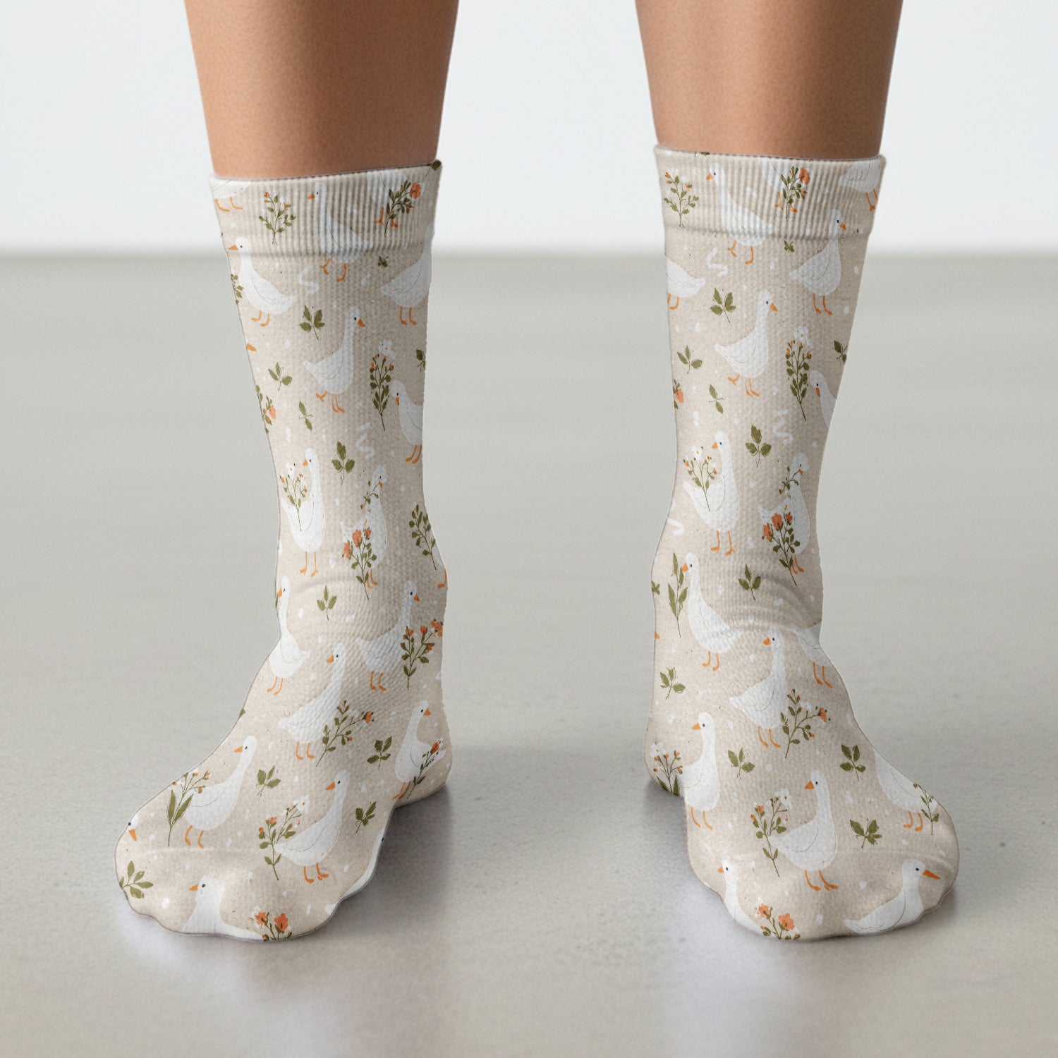 White Goose Floral Meadow Pattern Socks, Adult Socks for Men and Women