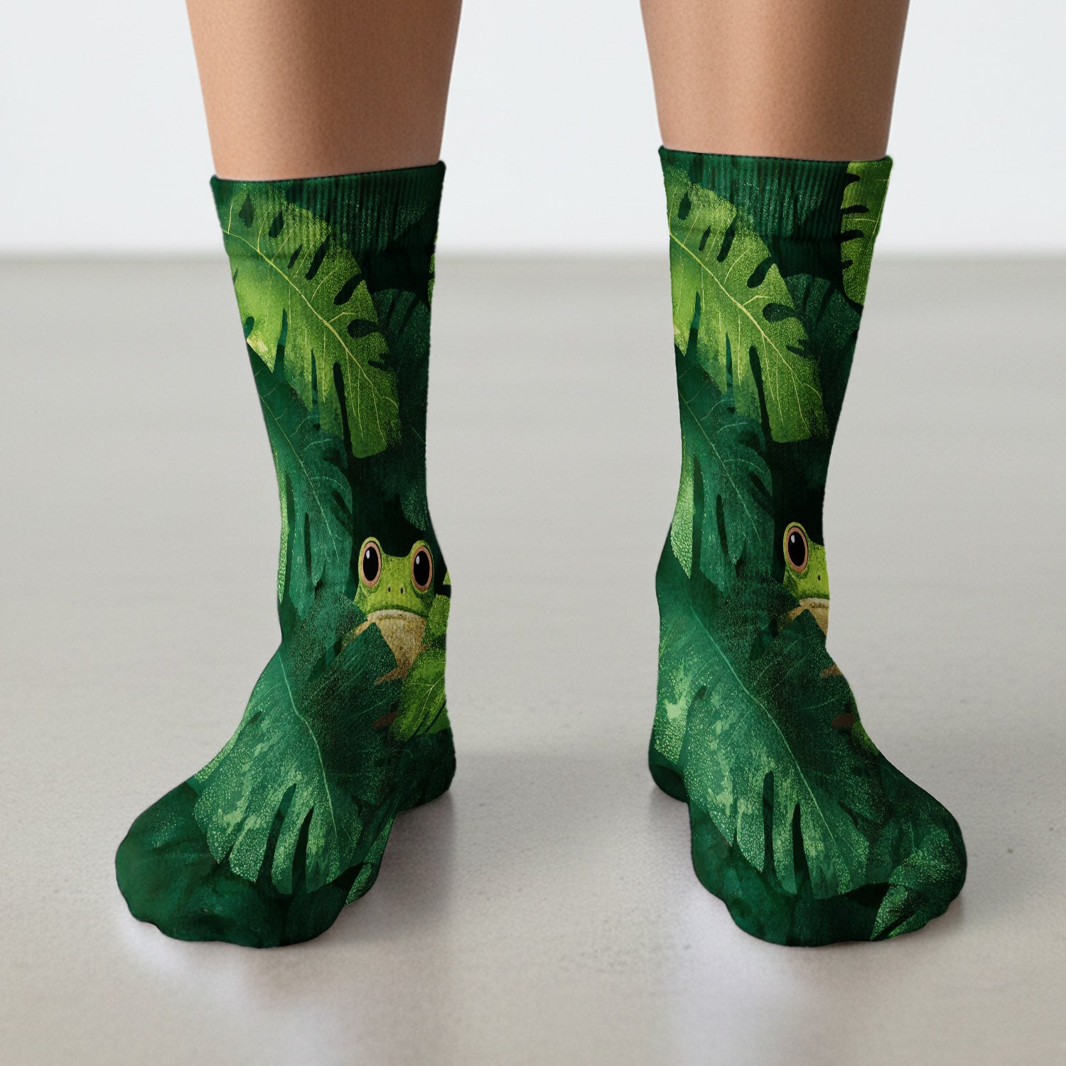 Cute Frog Hiding Jungle Leaves Pattern Nurse Socks, Adult Socks for Men and Women