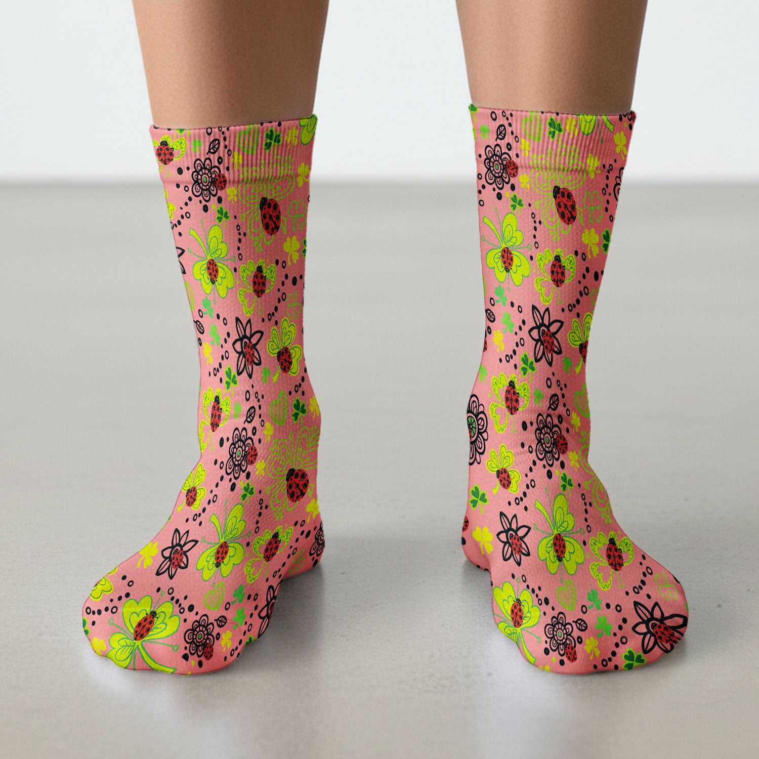 Ladybug Clover Floral Pattern Print Socks, Breathable Fabrics Medical Uniform